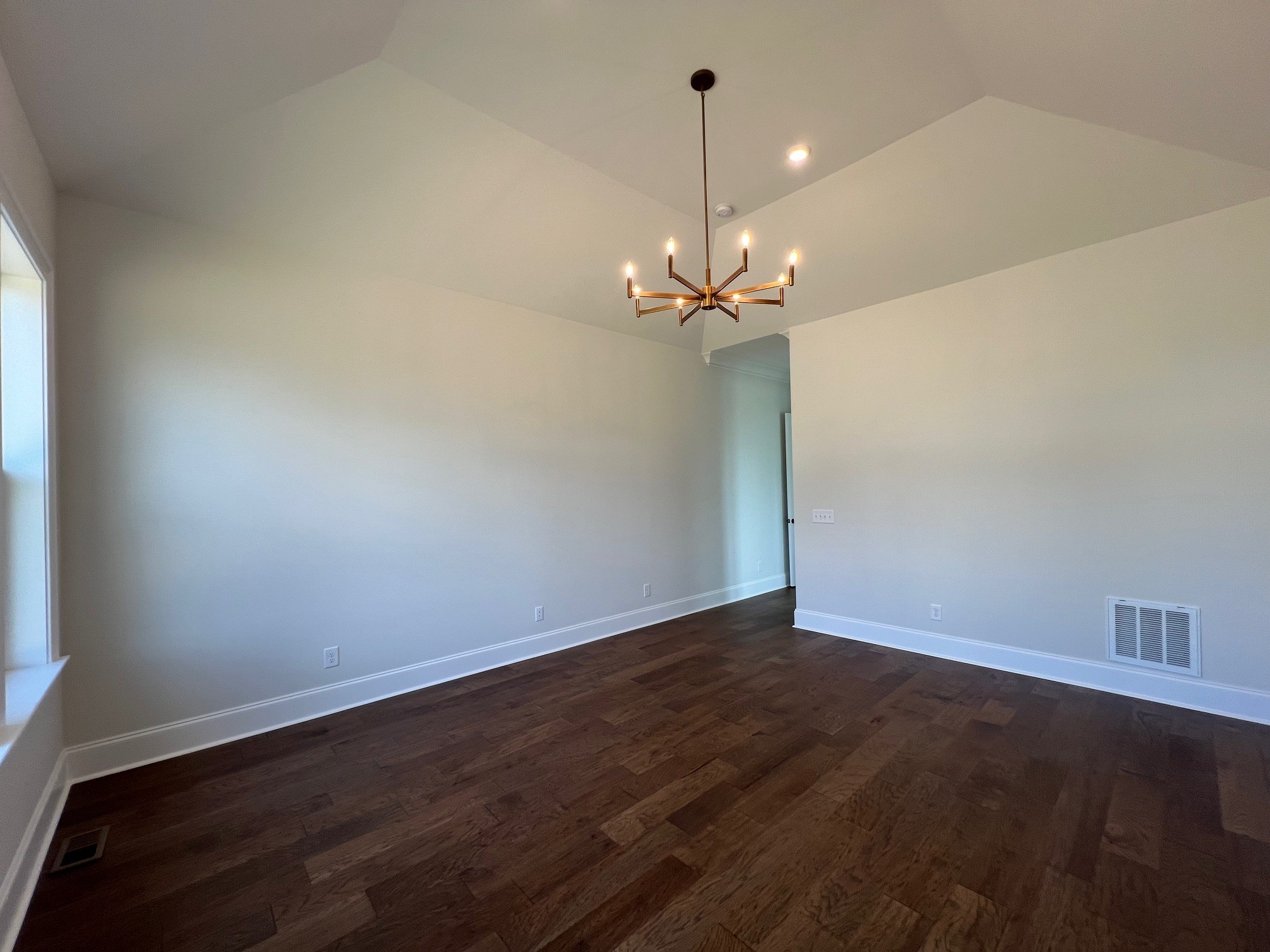 Listing photo id 44 for 8515 Gospel Island Road