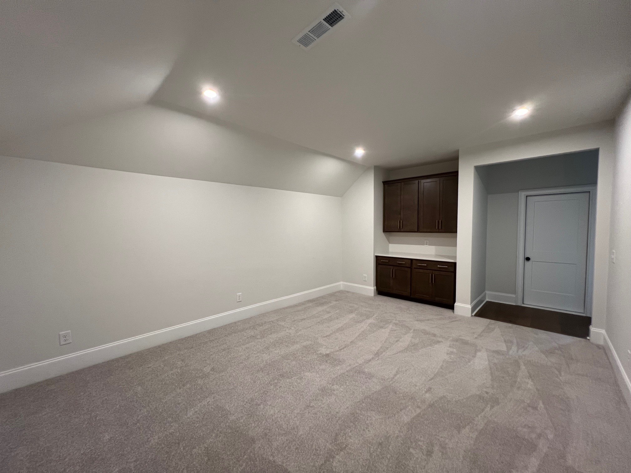 Listing photo id 48 for 8515 Gospel Island Road