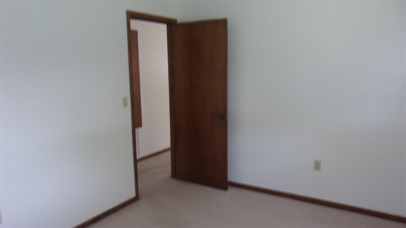 Image 12 of 36 For 9960 103rd Lane