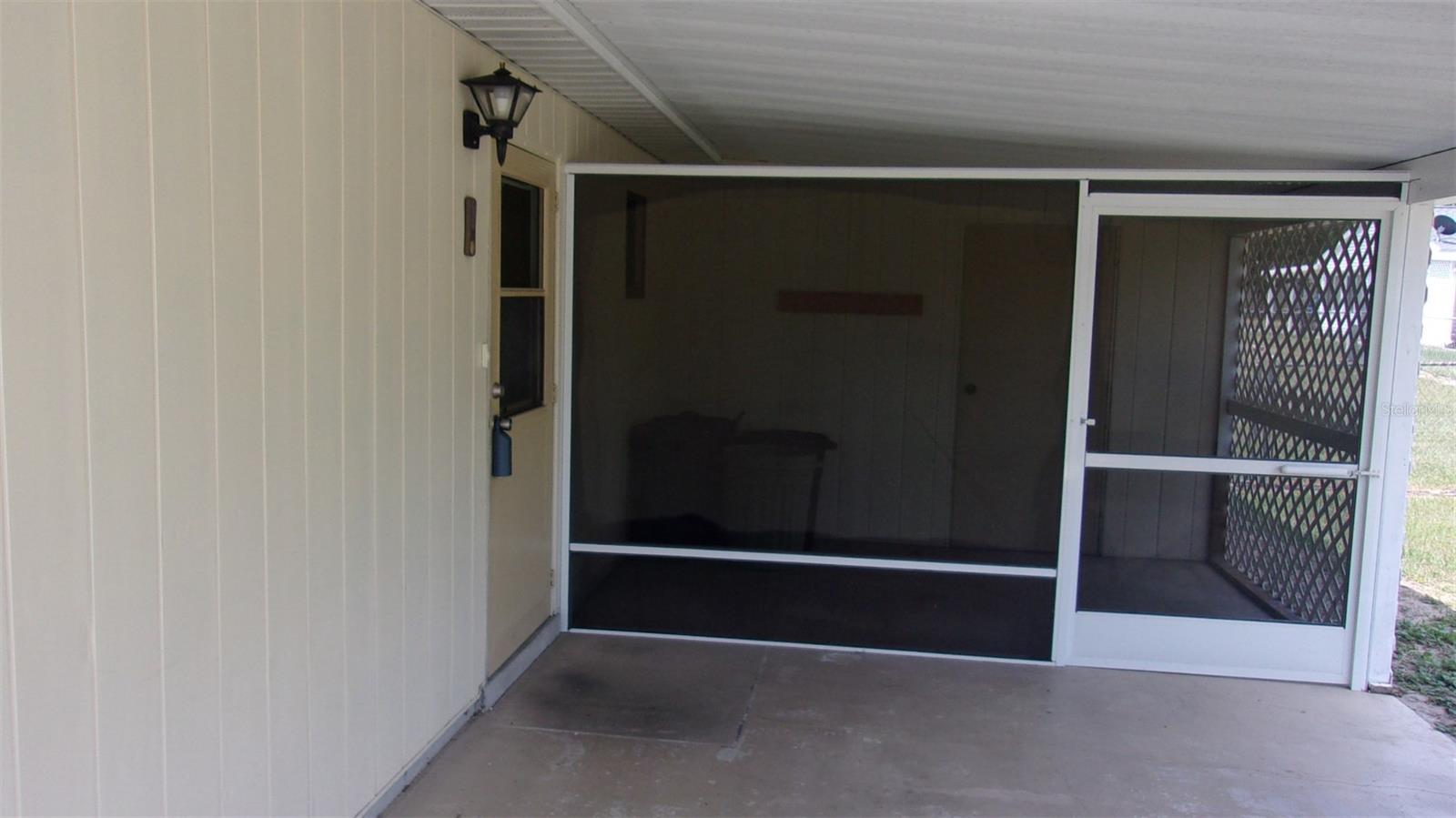 Image 21 of 36 For 9960 103rd Lane