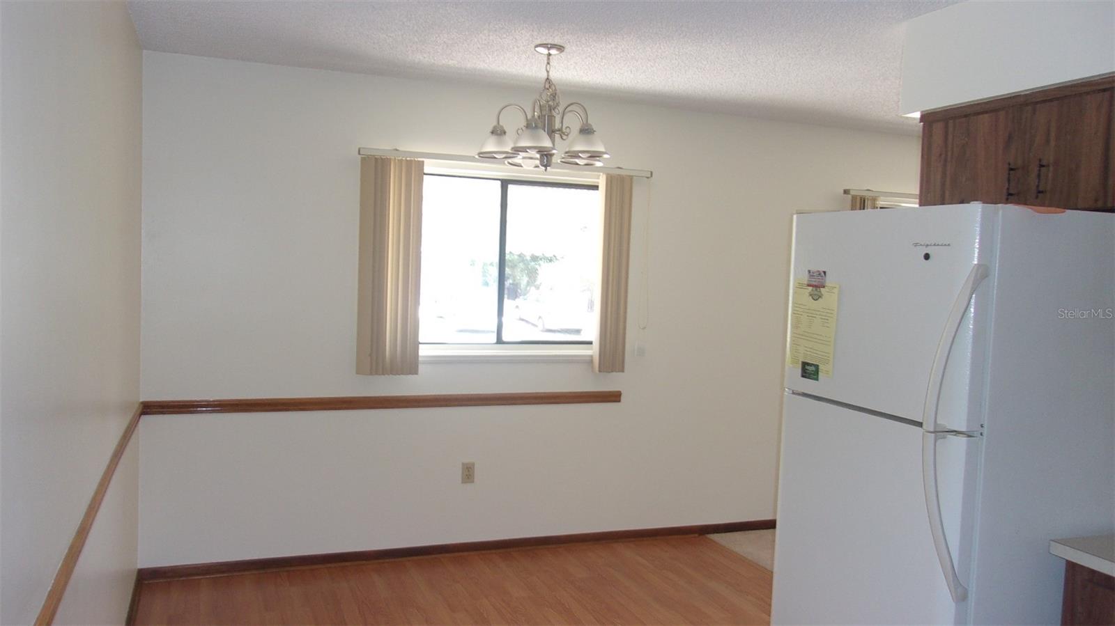 Image 6 of 36 For 9960 103rd Lane