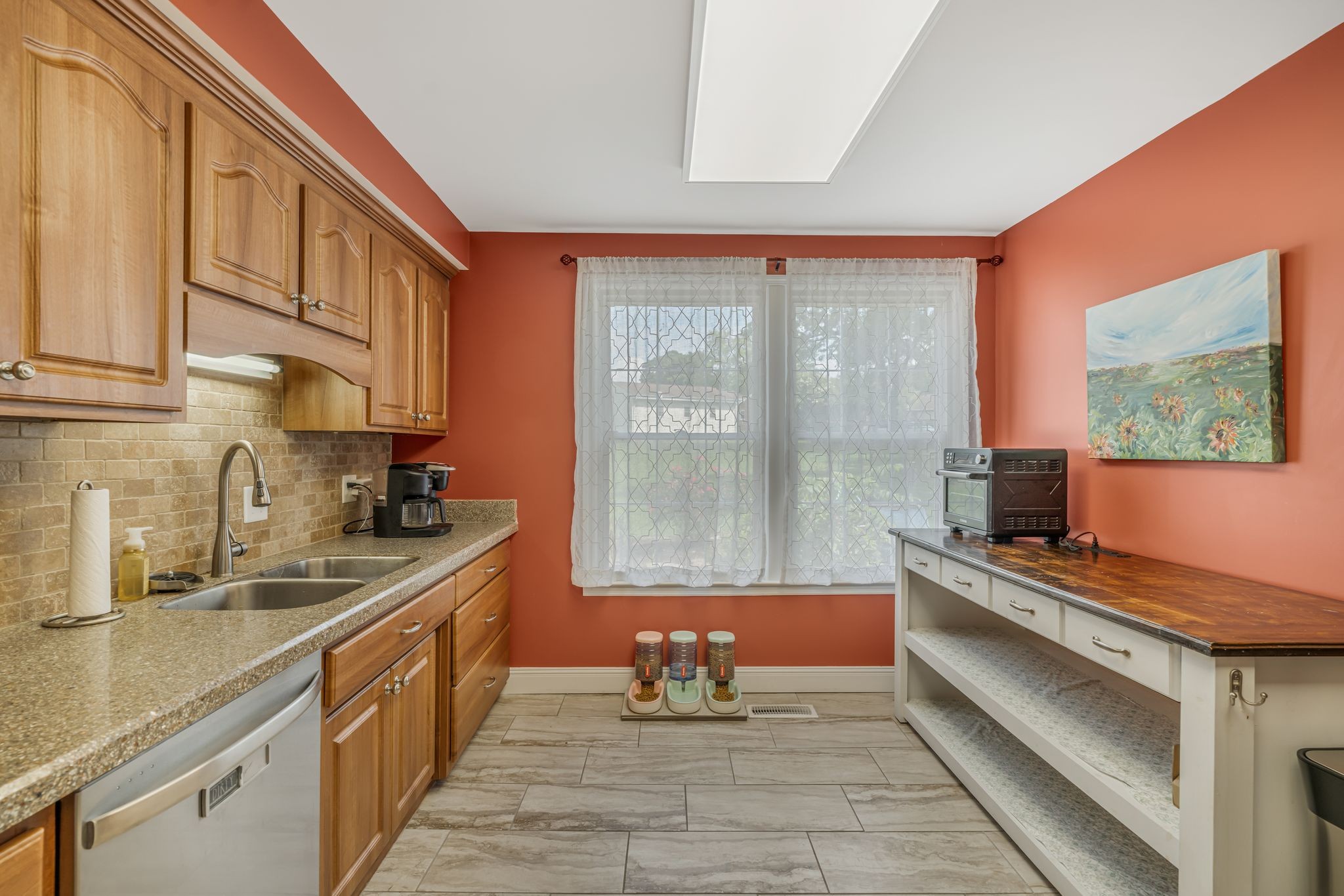 Image 10 of 57 For 3295 56 Avenue