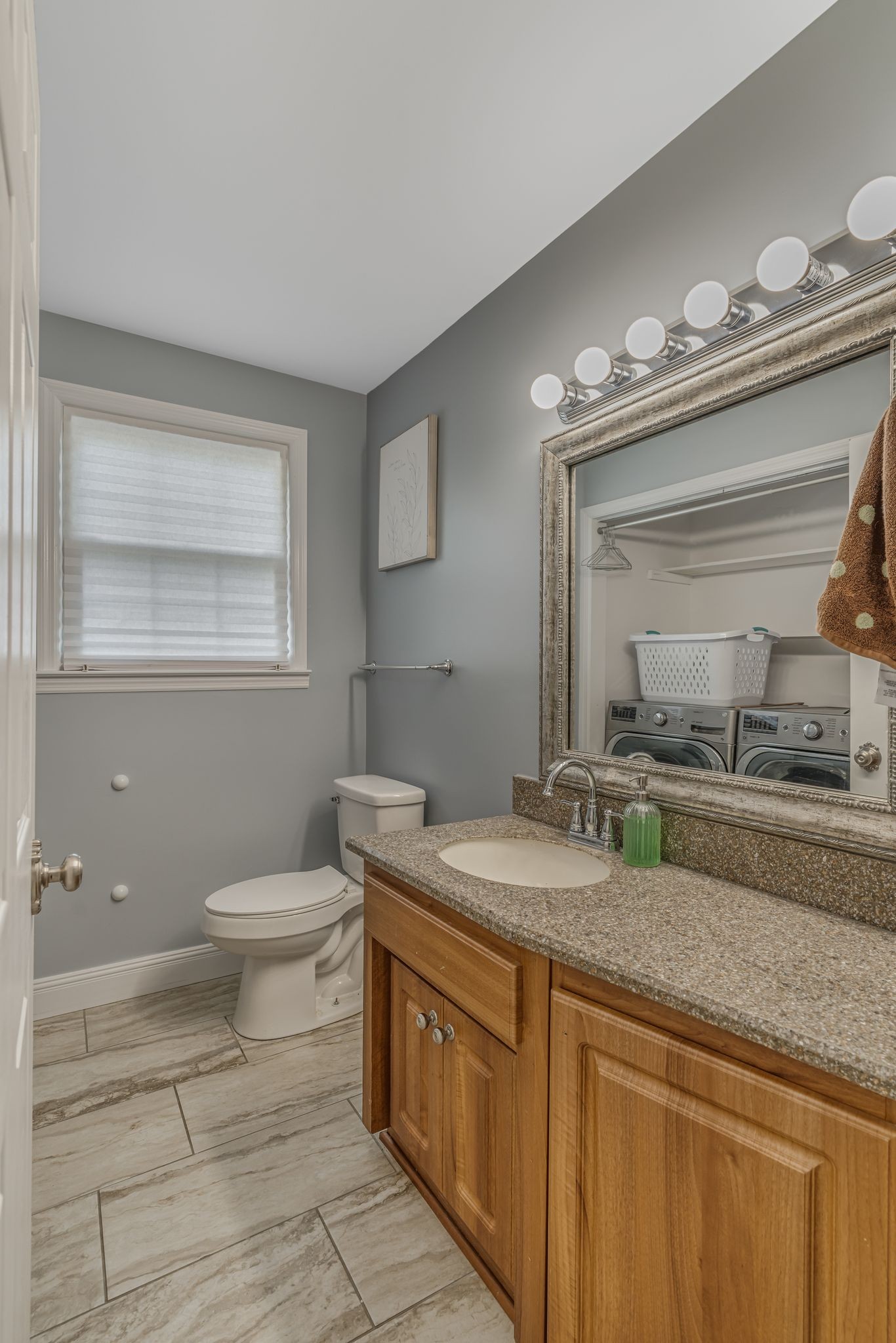 Image 12 of 57 For 3295 56 Avenue
