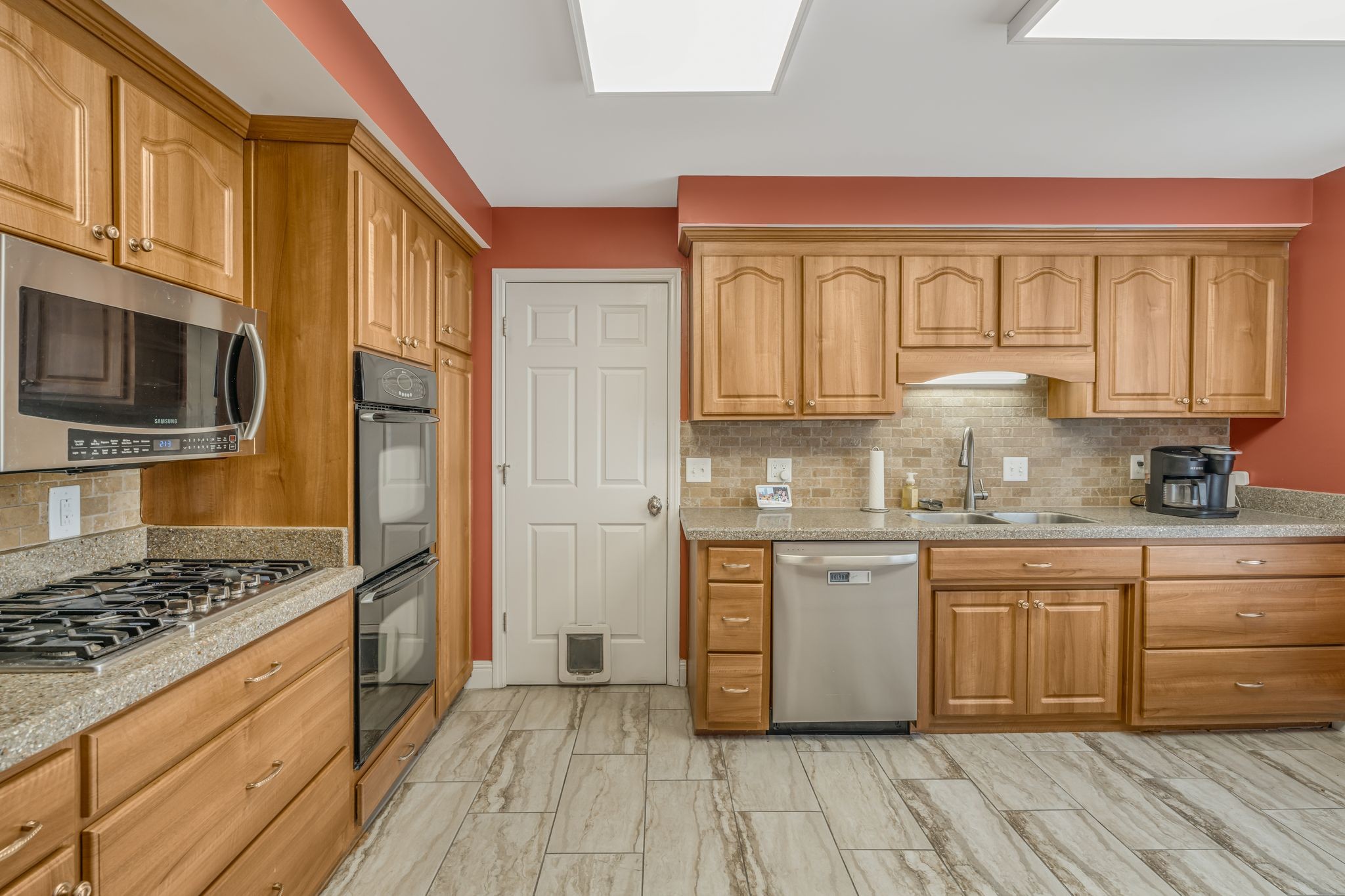 Image 8 of 57 For 3295 56 Avenue