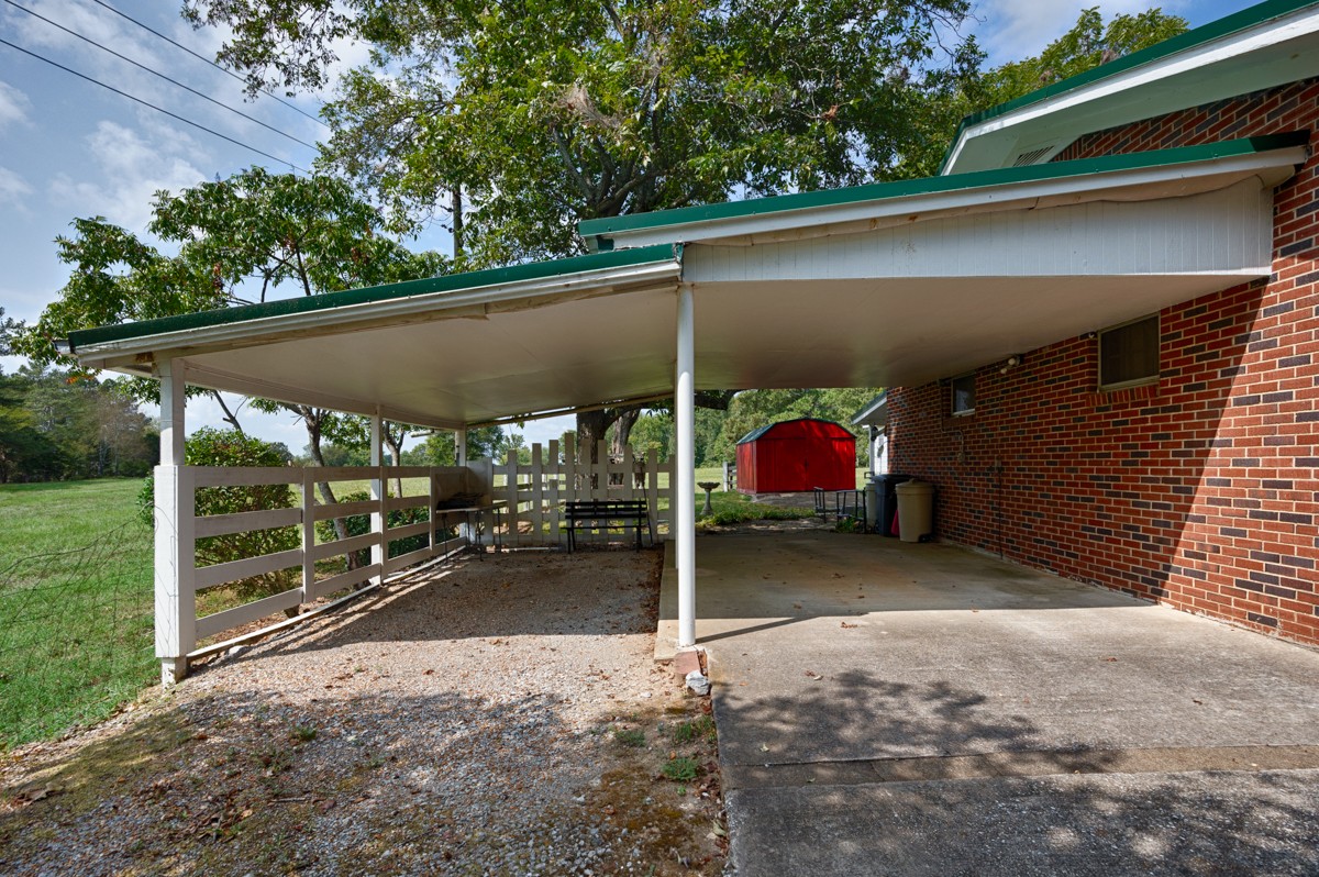 Image 4 of 13 For 440 52nd Avenue 6-8