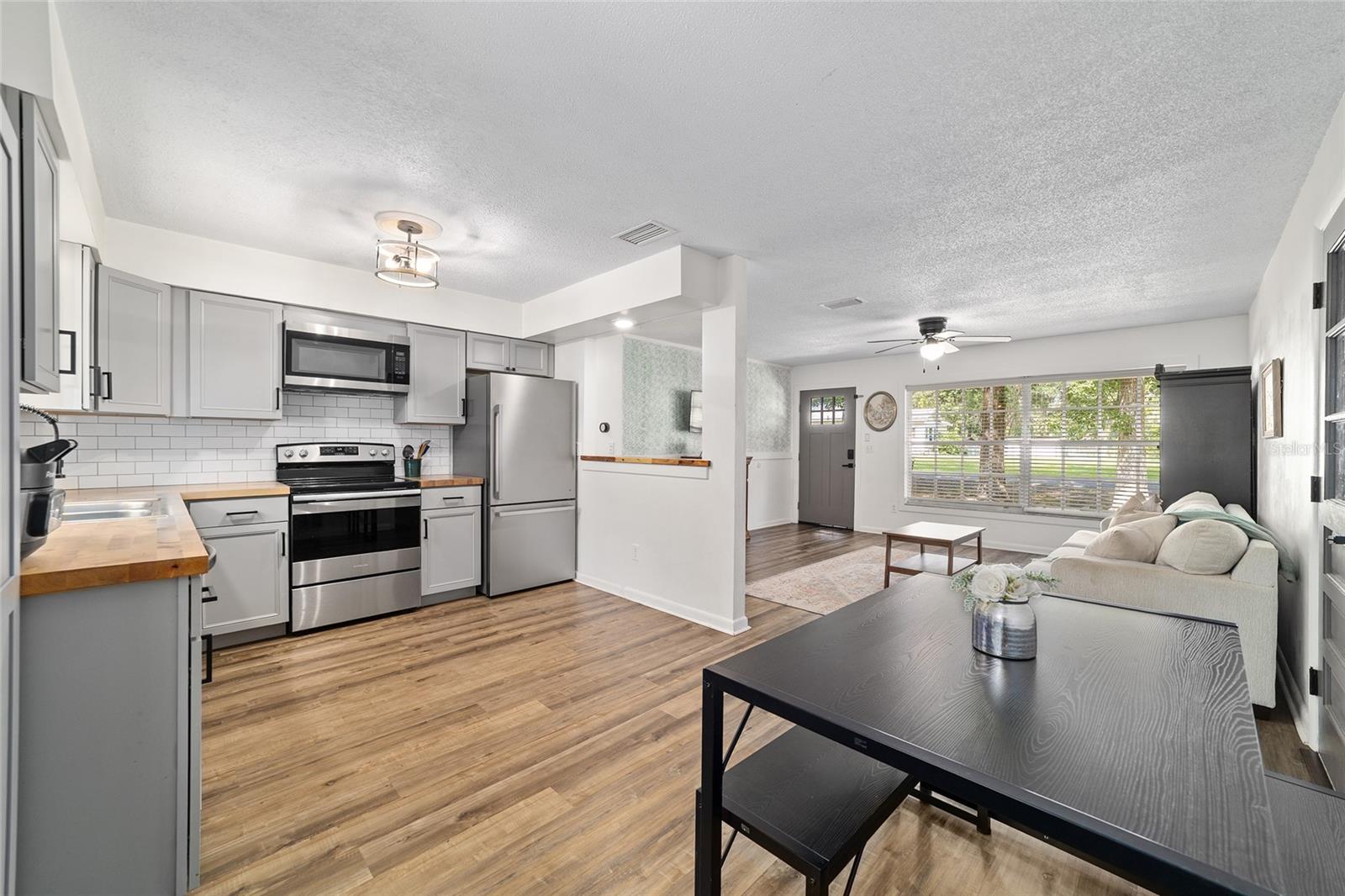 Image 16 of 39 For 4601 18th Avenue