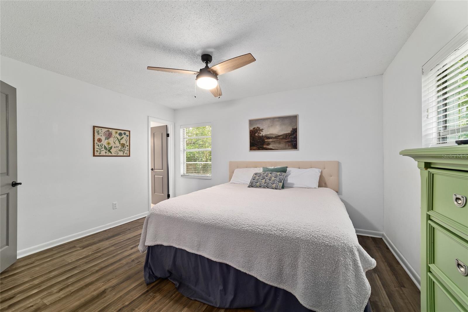 Image 21 of 39 For 4601 18th Avenue