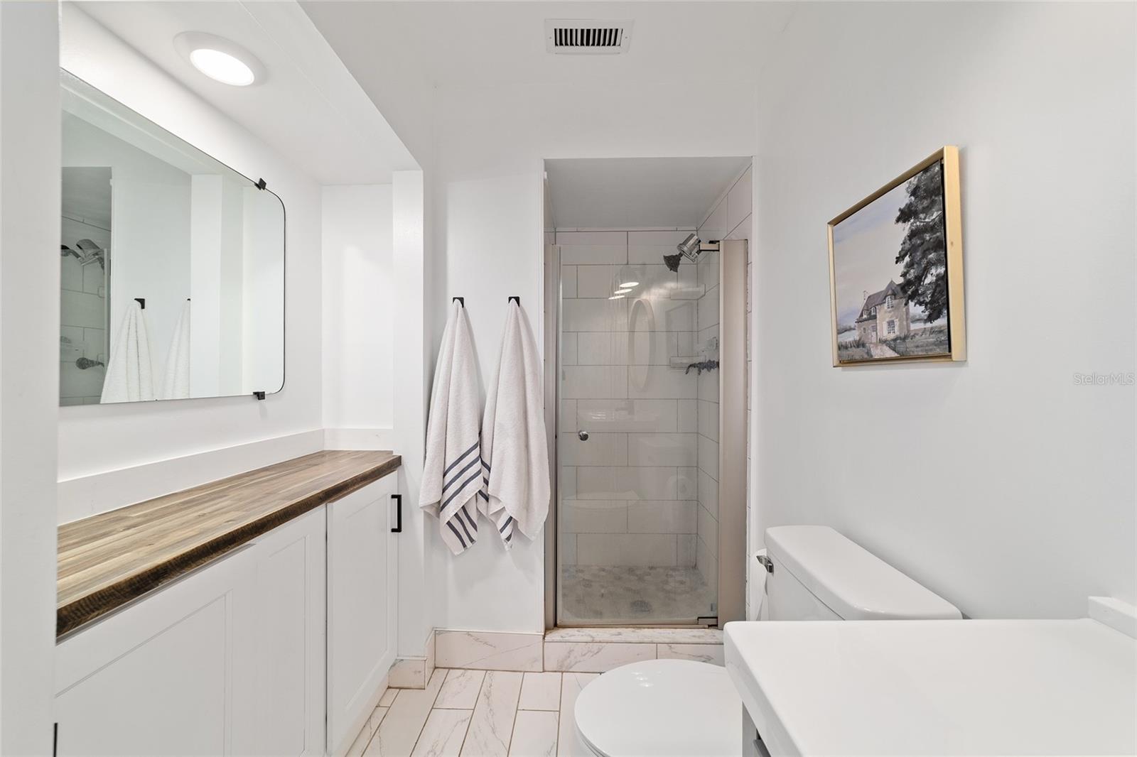 Image 26 of 39 For 4601 18th Avenue