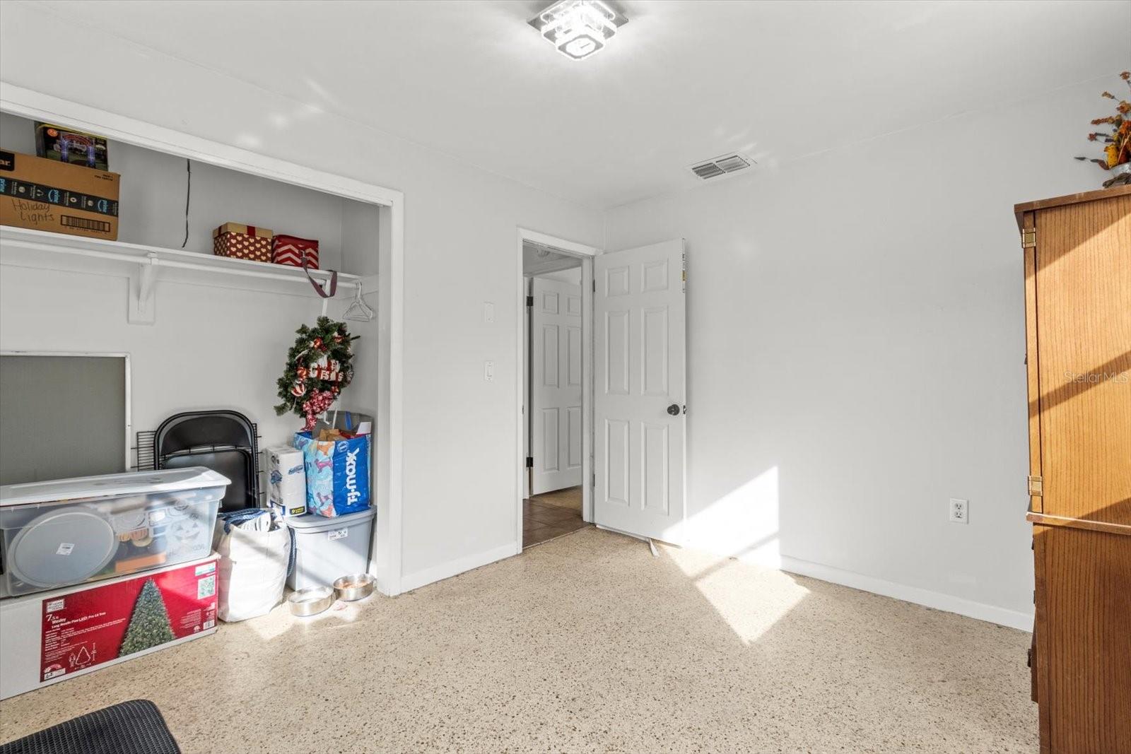 Image 15 of 22 For 19 Jefferson Street