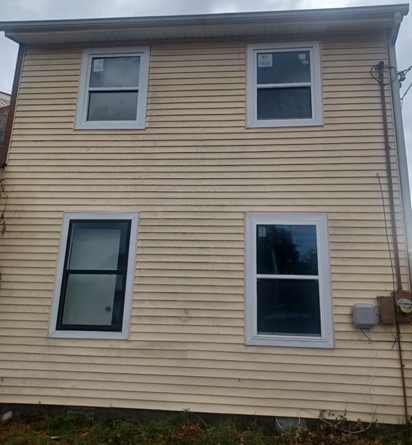 Image 2 of 22 For 19 Jefferson Street