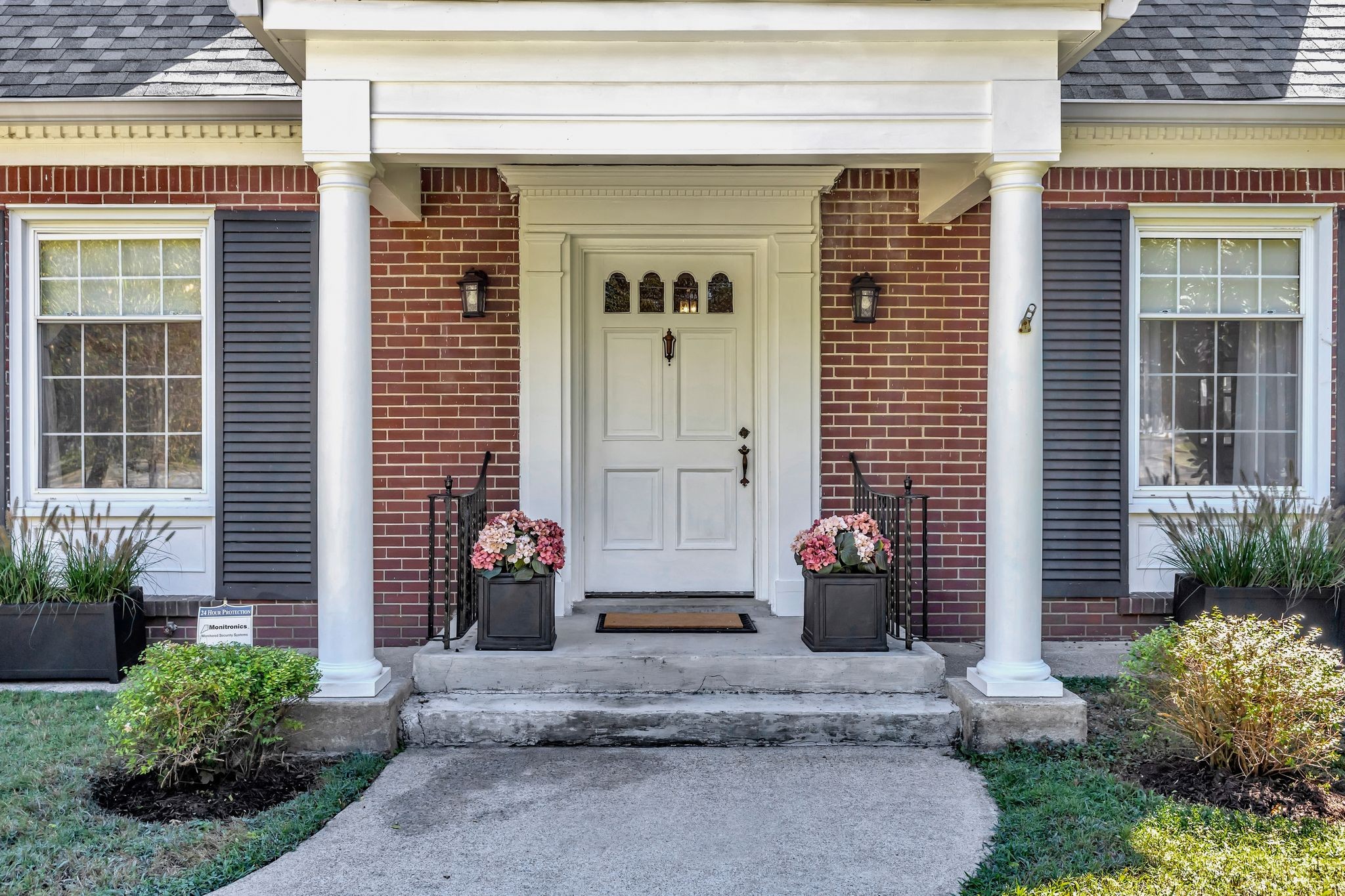 Image 3 of 44 For 7576 55th Avenue