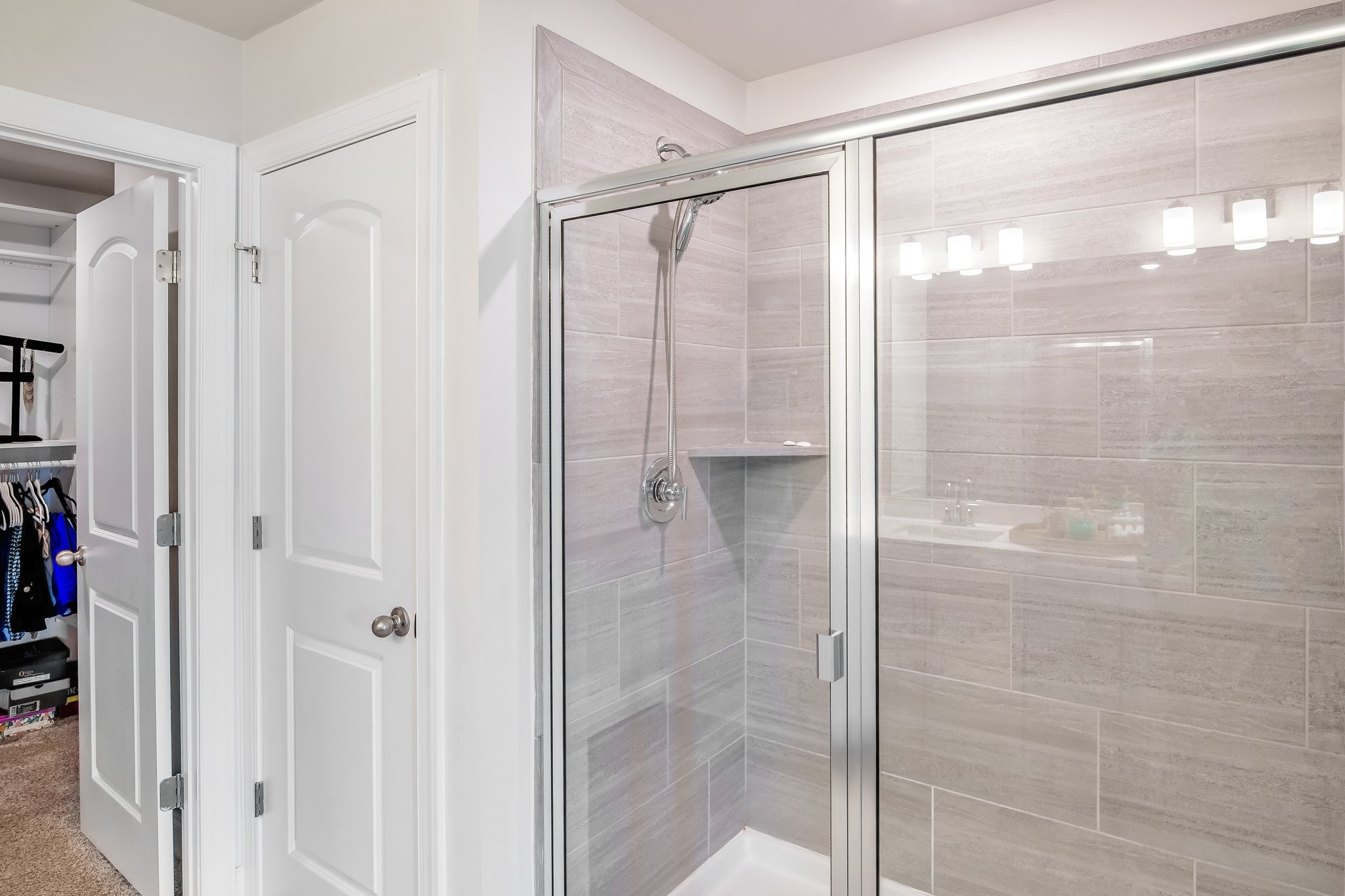 Image 15 of 29 For 4460 44th Street