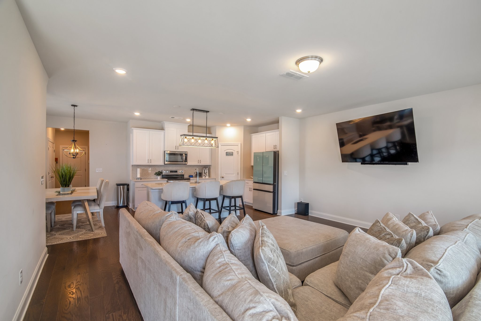 Image 4 of 29 For 4460 44th Street