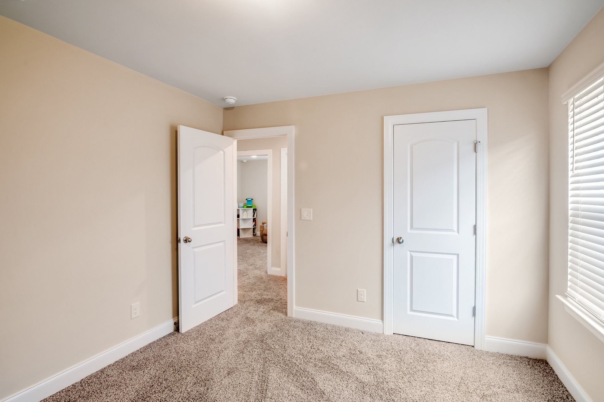 Image 7 of 29 For 4460 44th Street