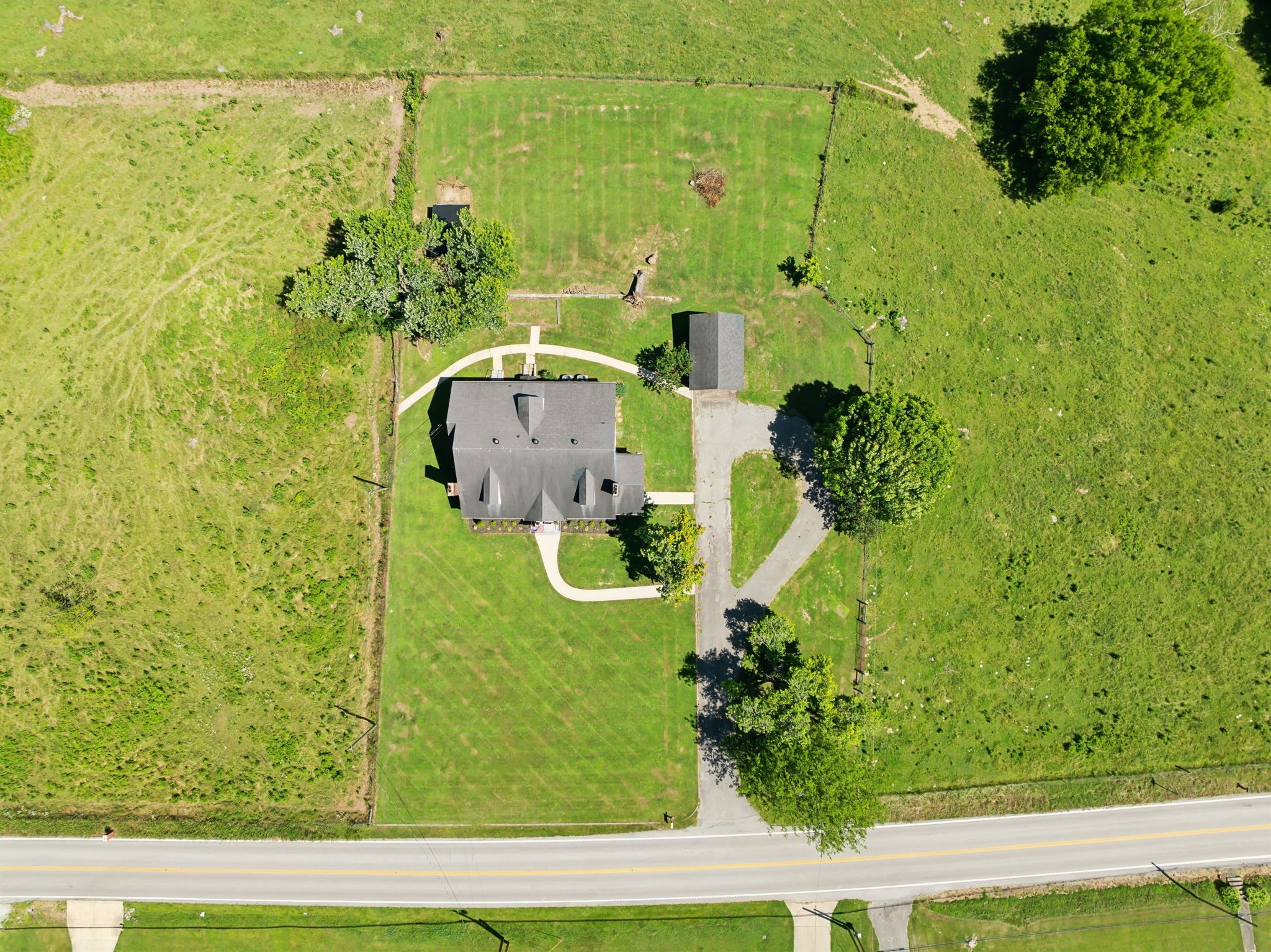 Image 9 of 48 For 10269 63rd Avenue