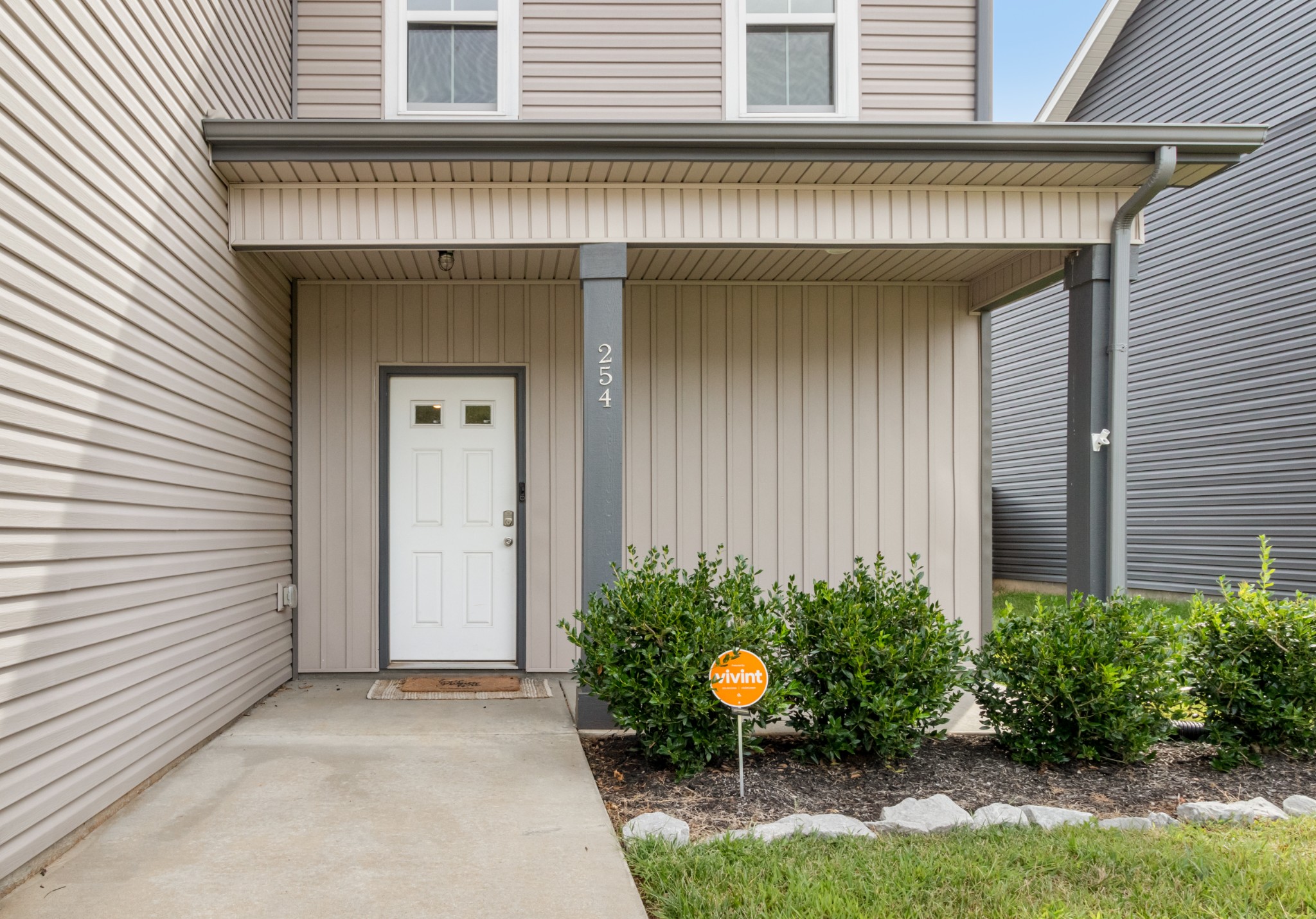 Image 3 of 6 For 11144 55th Avenue Road
