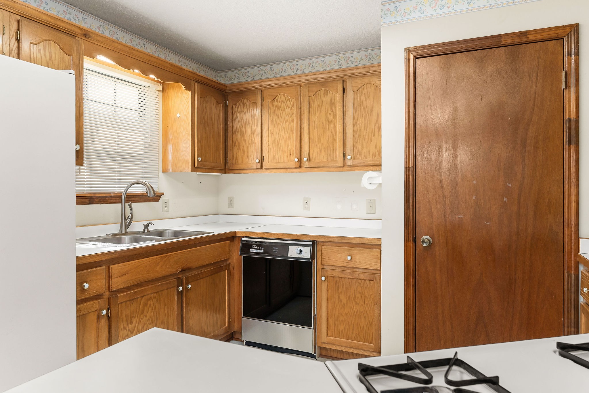 Image 10 of 40 For 8885 90th Lane