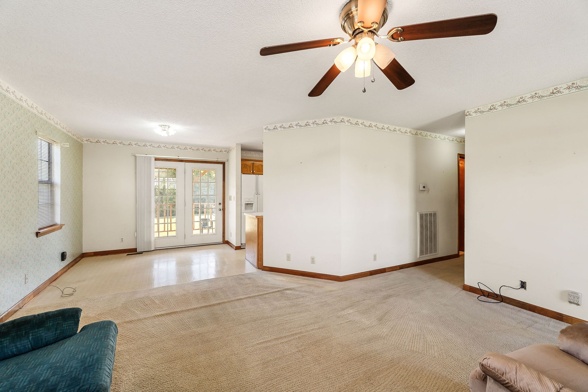 Image 7 of 40 For 8885 90th Lane