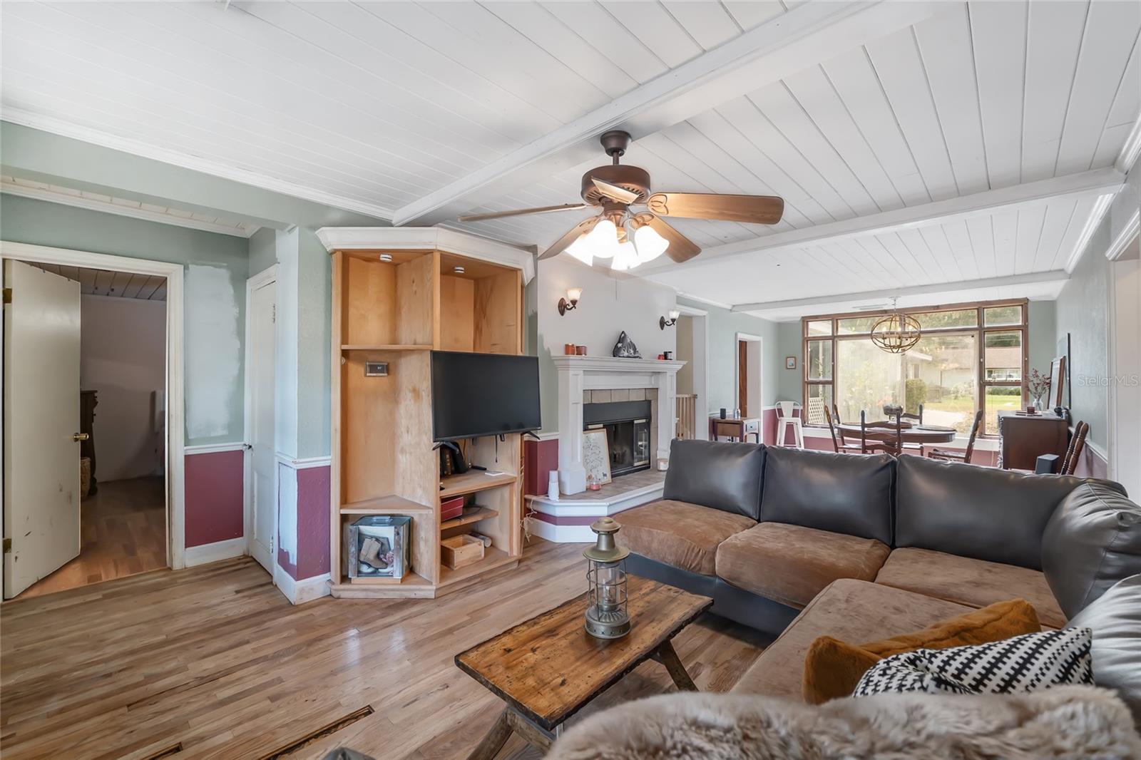 Image 39 of 84 For 3823 49th Street