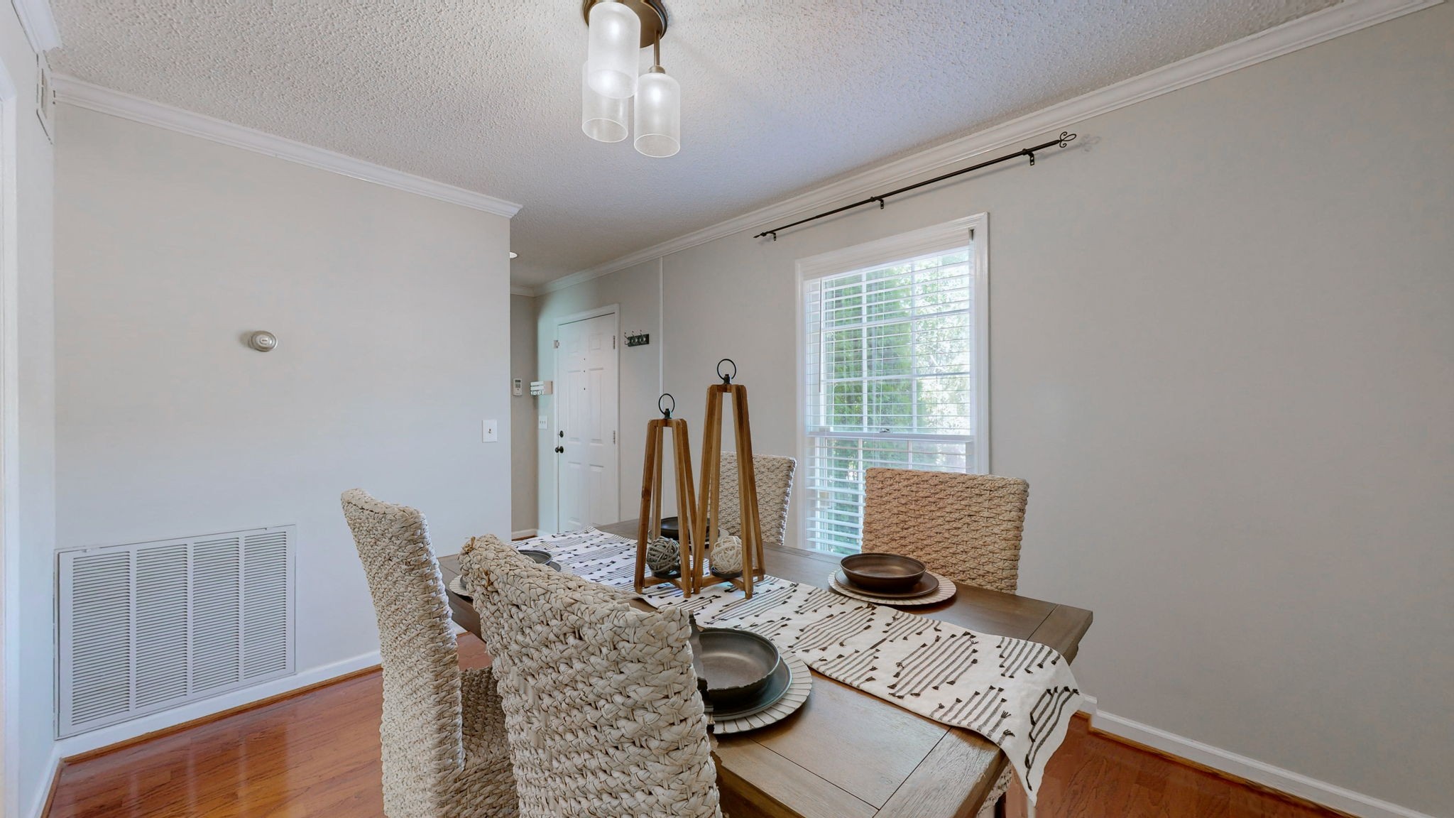 Image 8 of 84 For 3823 49th Street