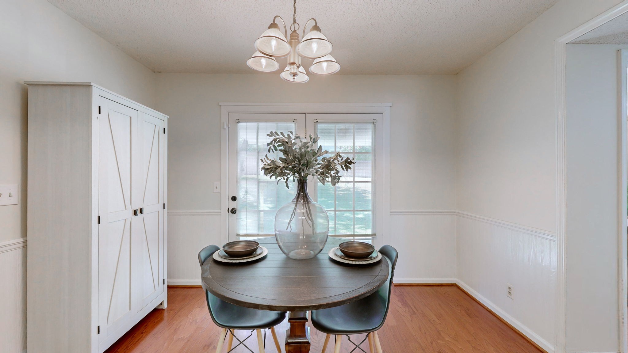 Image 9 of 84 For 3823 49th Street