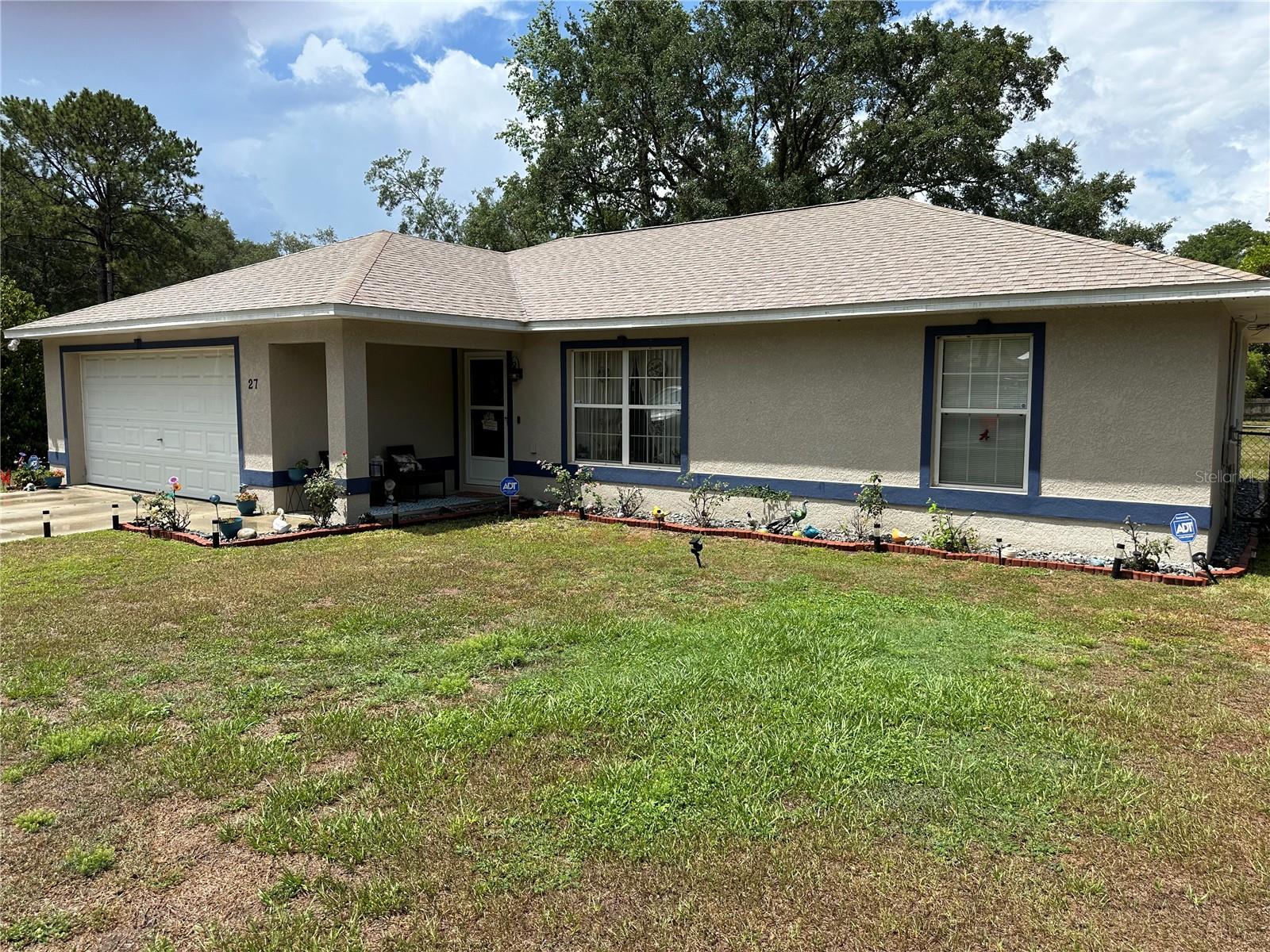 Image 3 of 31 For 27 Cedar Tree Terrace