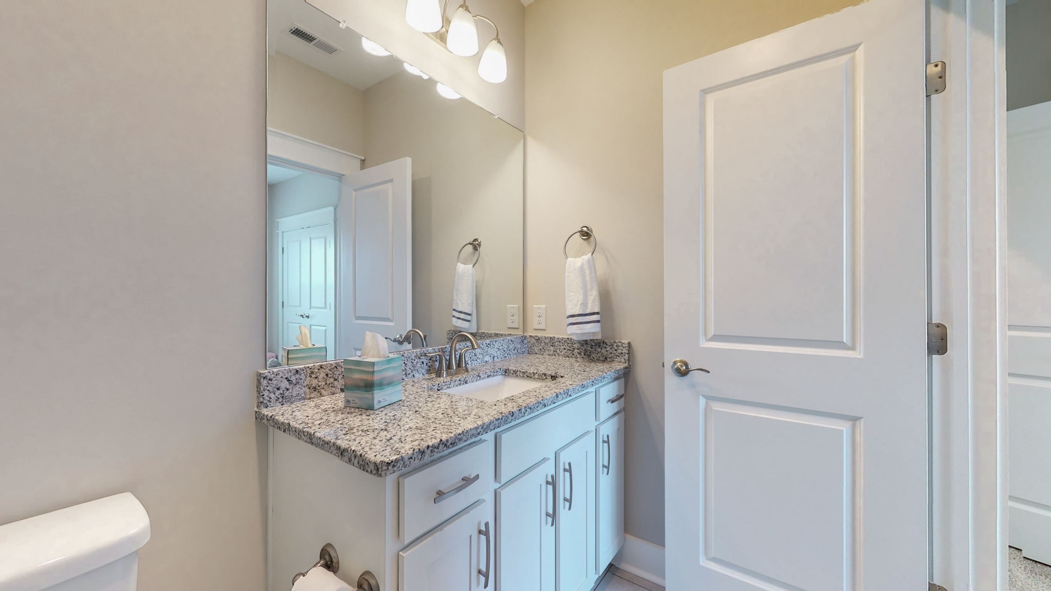 Image 20 of 30 For 6070 39th Avenue