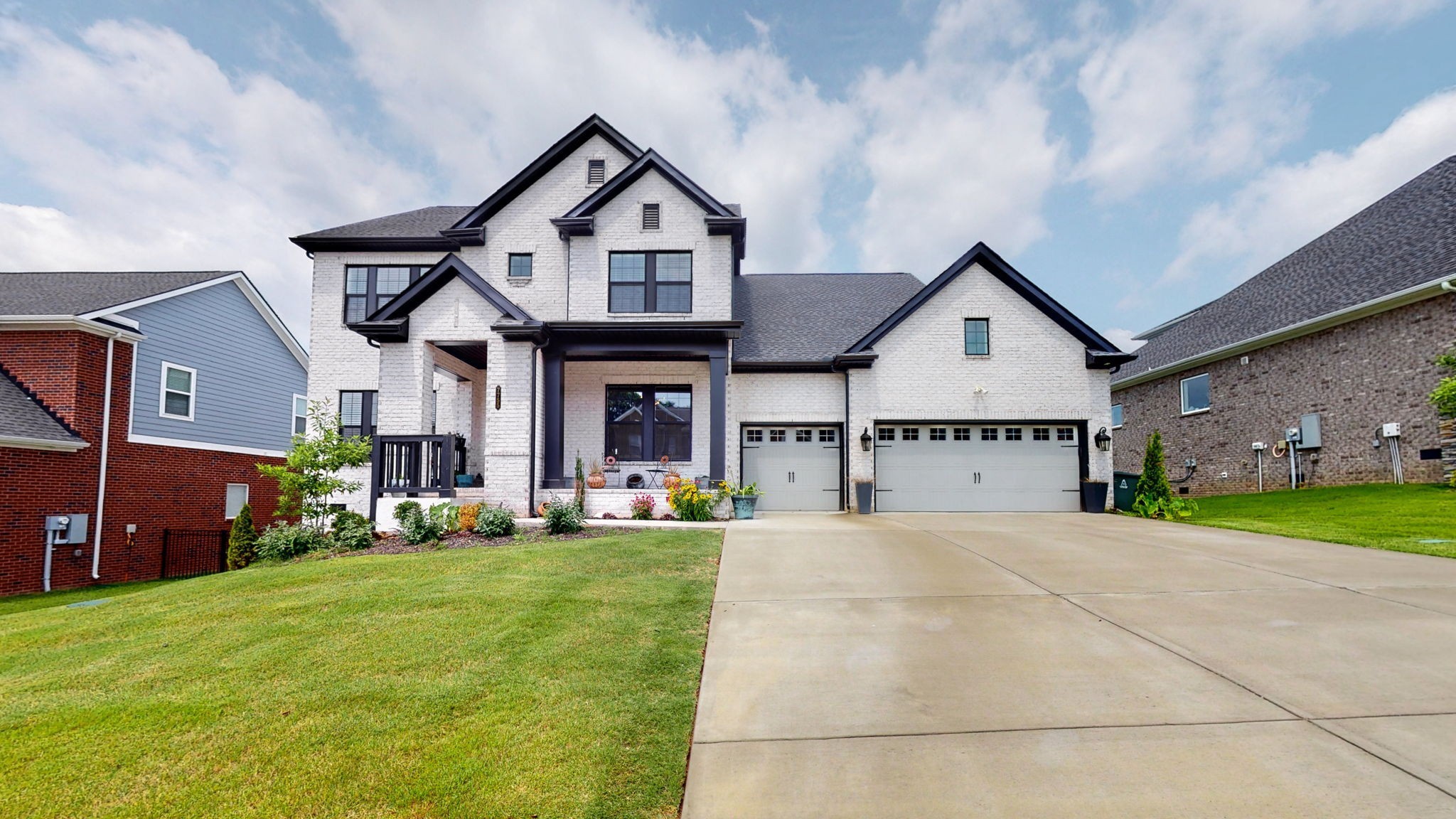 Image 3 of 30 For 6070 39th Avenue