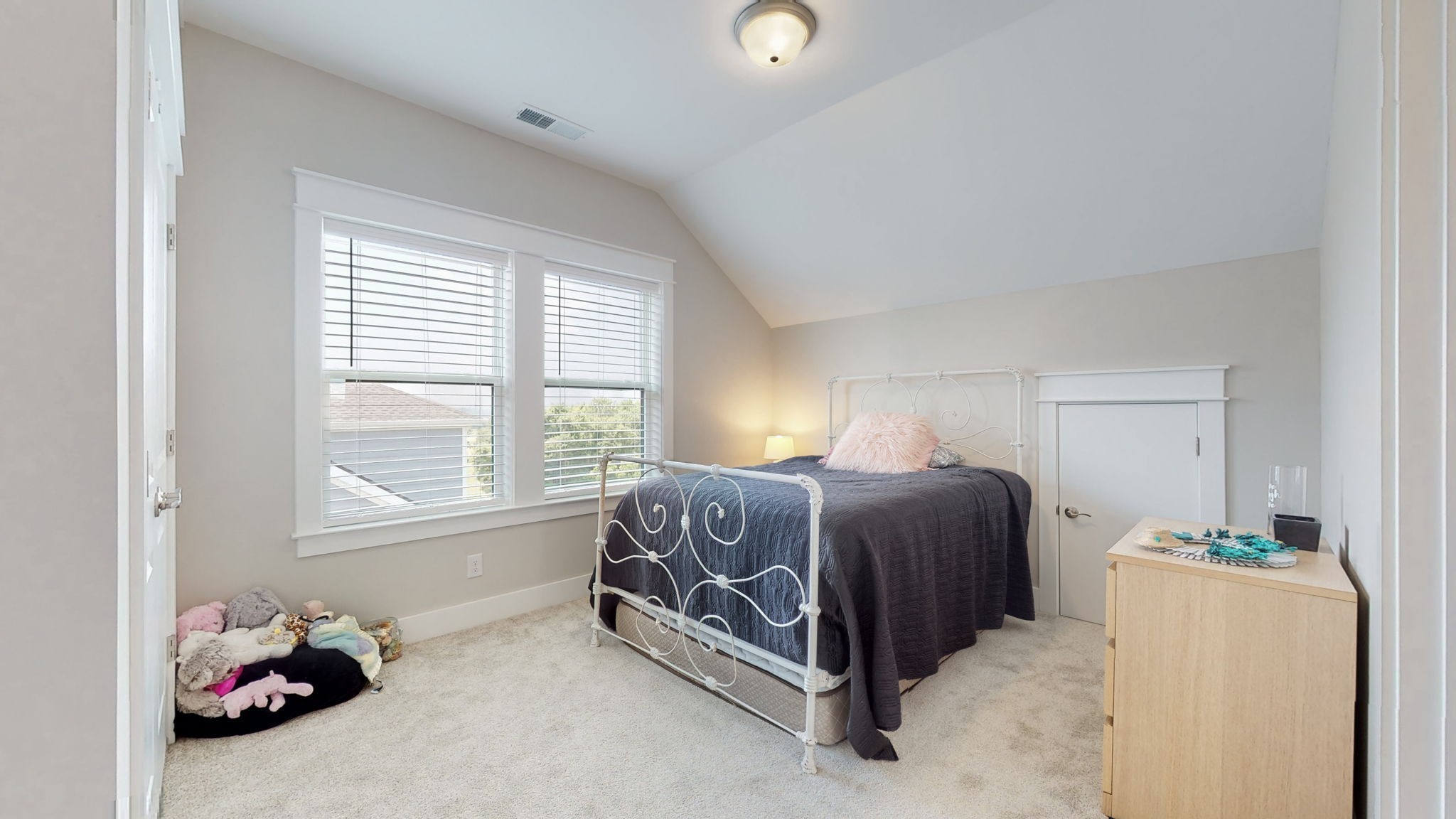 Image 30 of 30 For 6070 39th Avenue