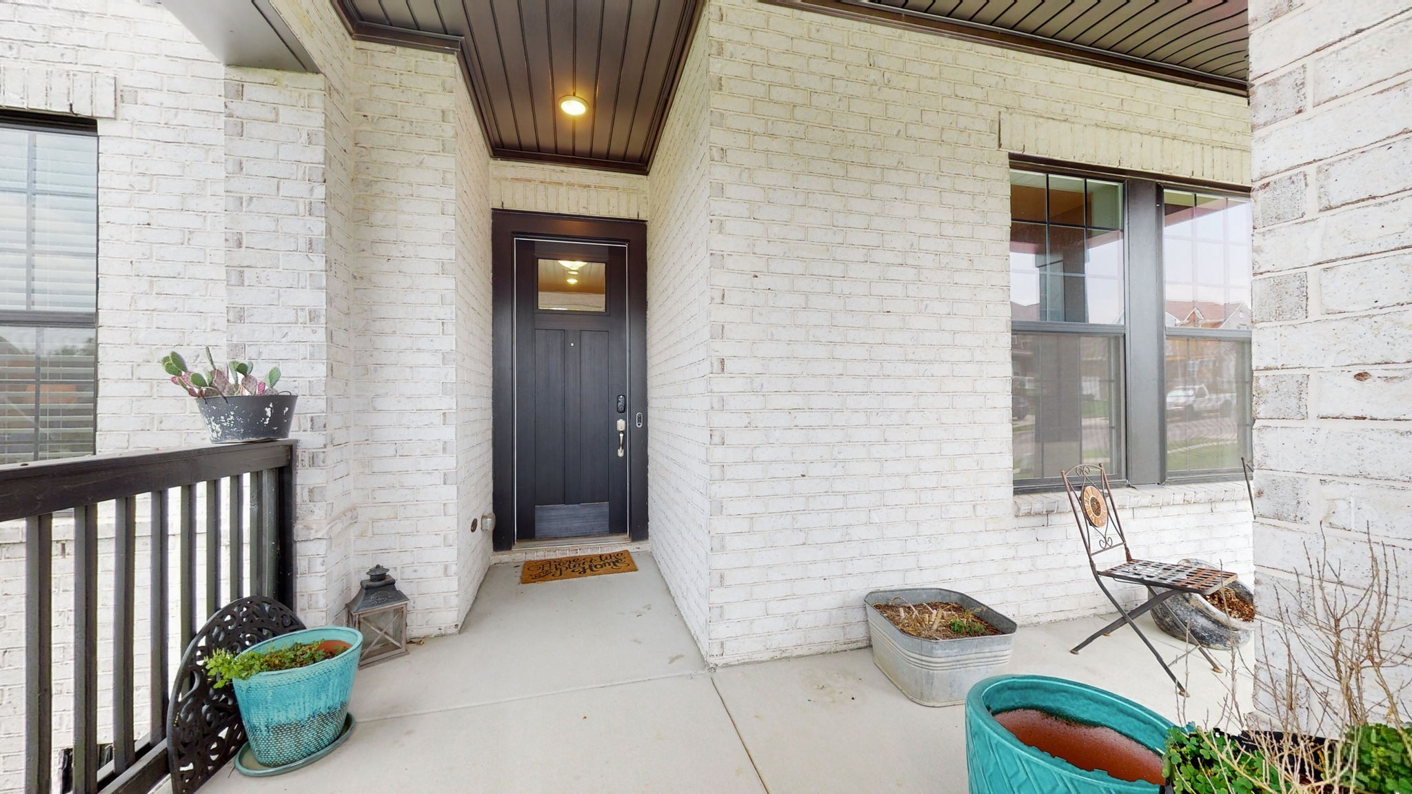 Image 5 of 30 For 6070 39th Avenue