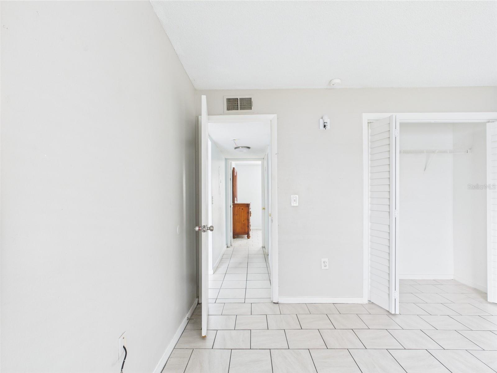 Image 11 of 17 For 1801 Caralee Boulevard 2