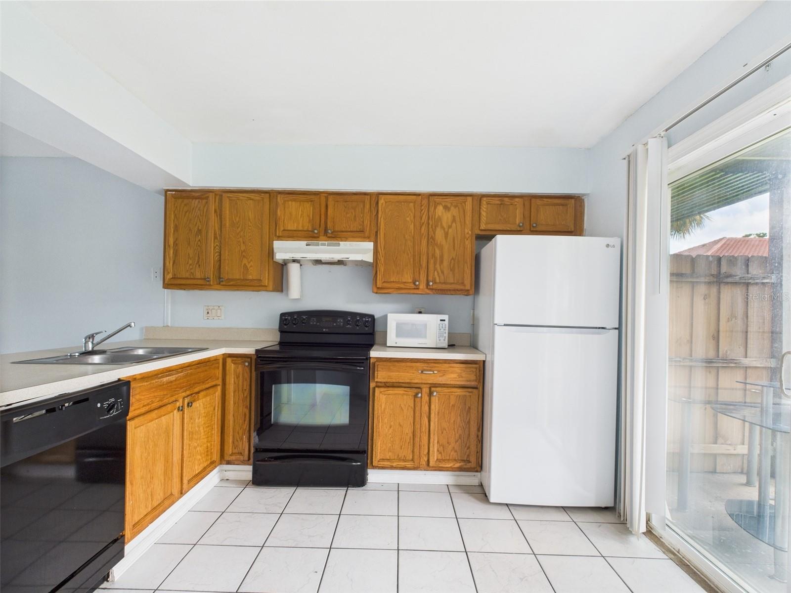 Image 9 of 17 For 1801 Caralee Boulevard 2