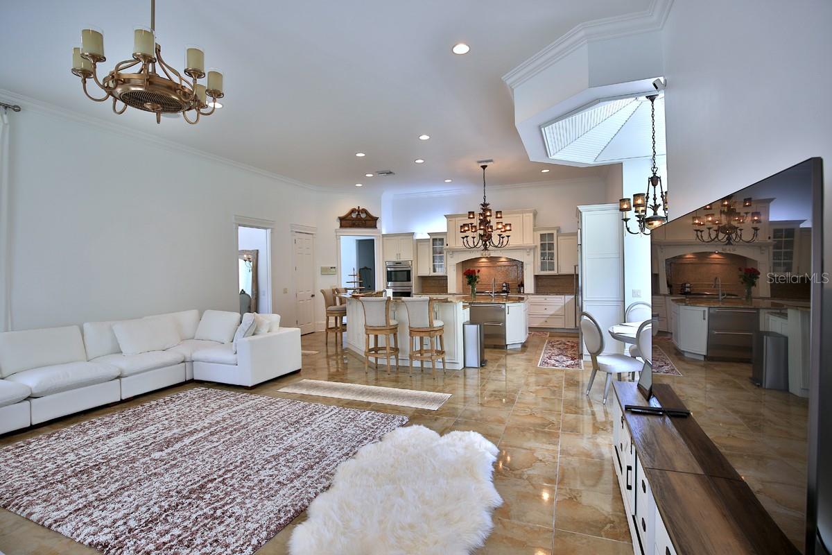 Image 18 of 55 For 4026 85th Terrace