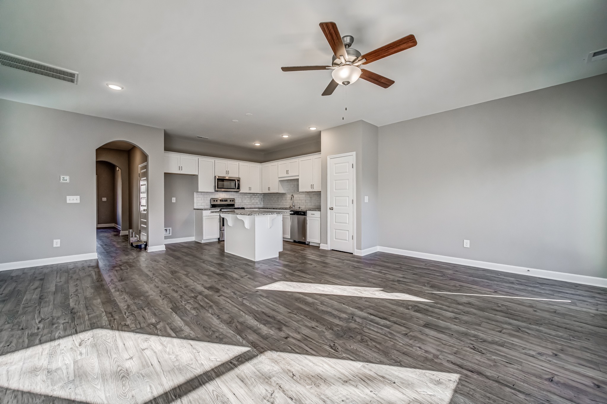 Image 3 of 24 For 1056 White Oak Place