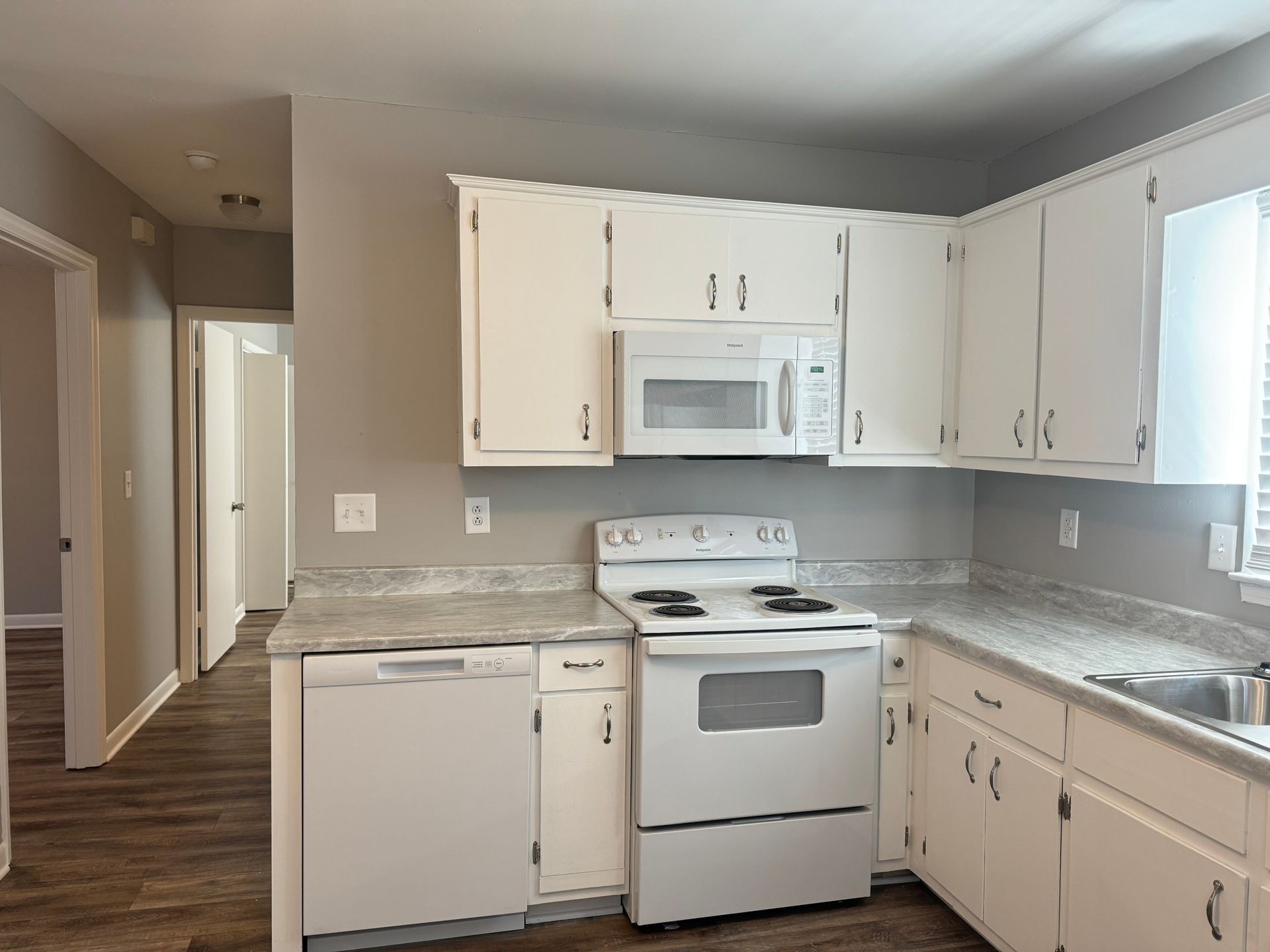 Image 8 of 40 For 2701 10th Street 101