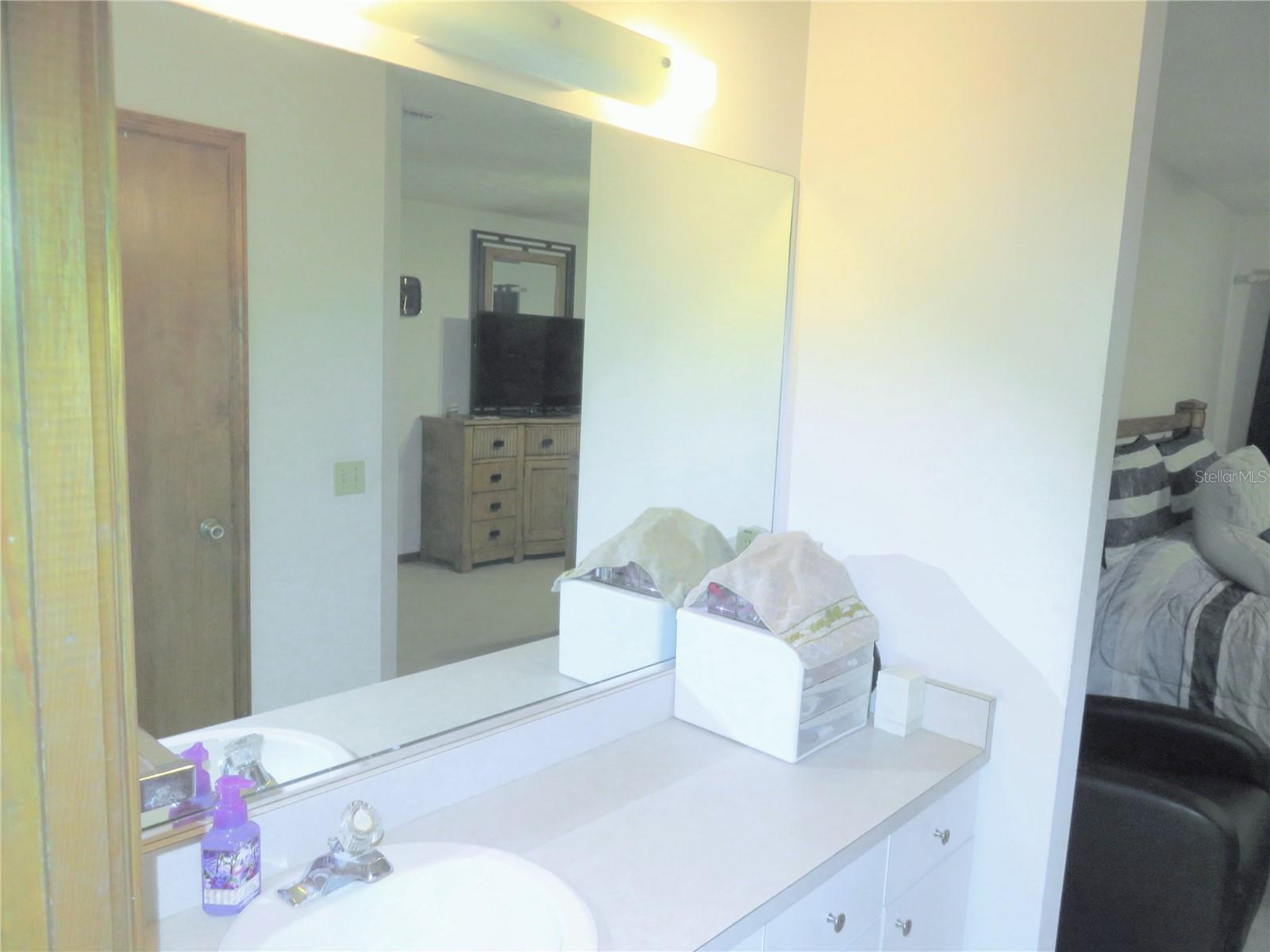 Image 33 of 66 For 5083 26th Street