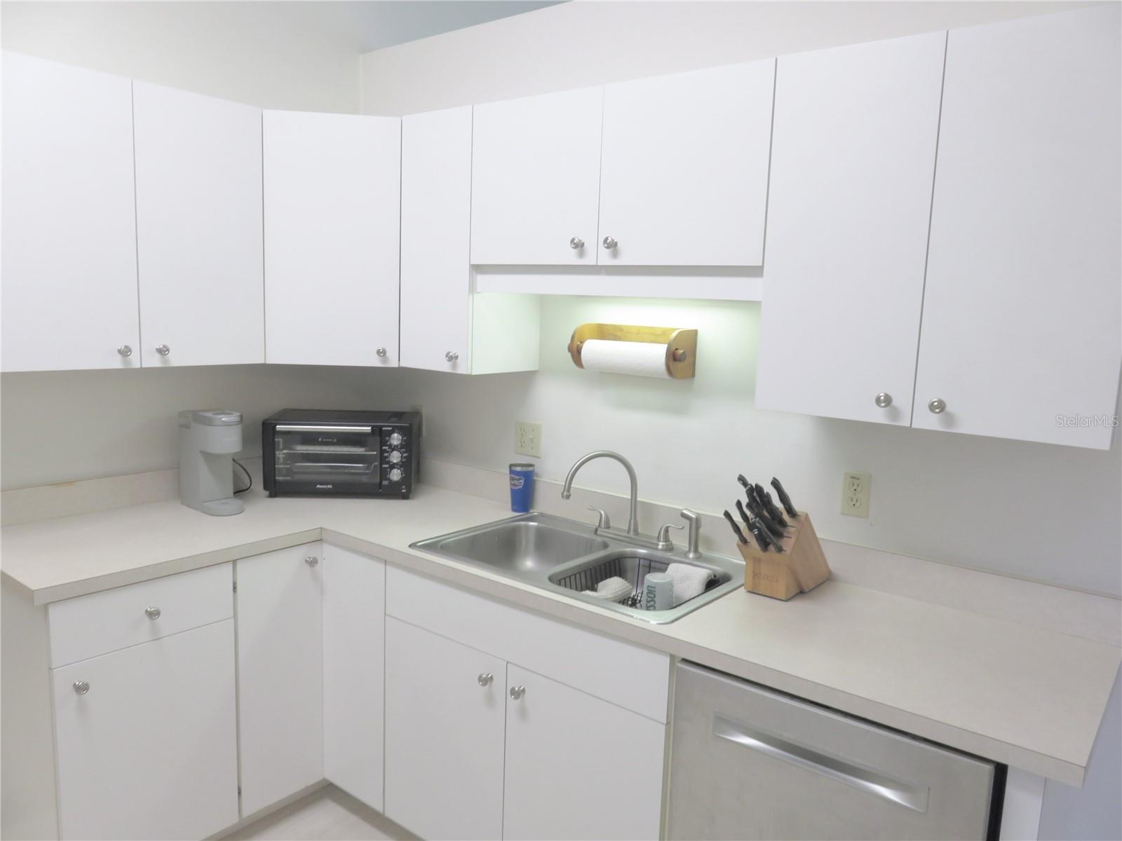Image 6 of 66 For 5083 26th Street