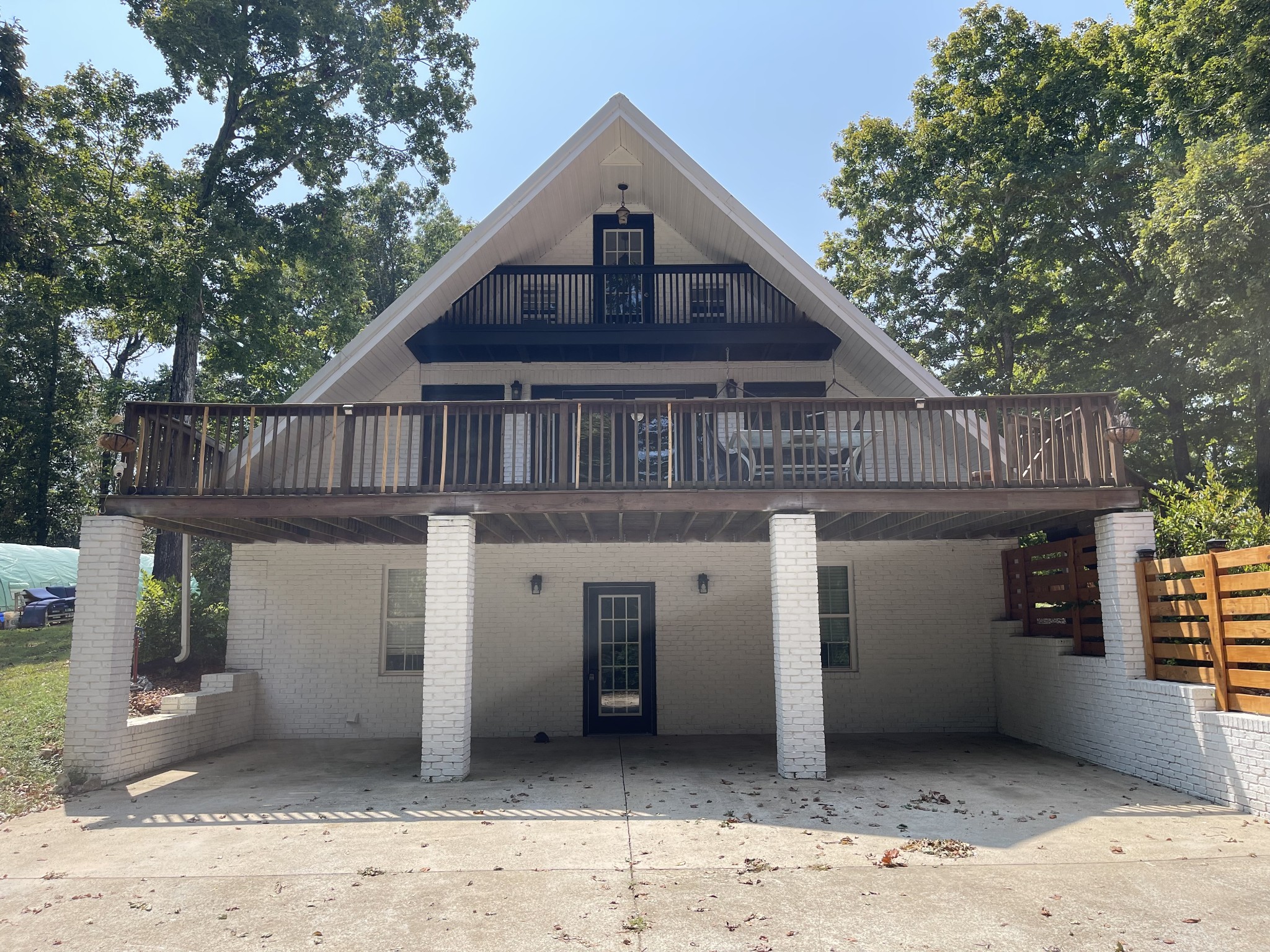 Image 2 of 61 For 16405 14th Avenue Road