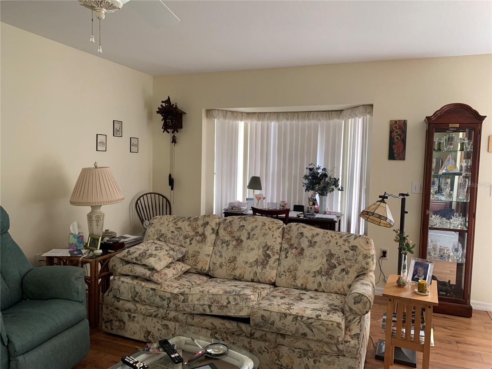 Image 11 of 23 For 7251 115th Pl
