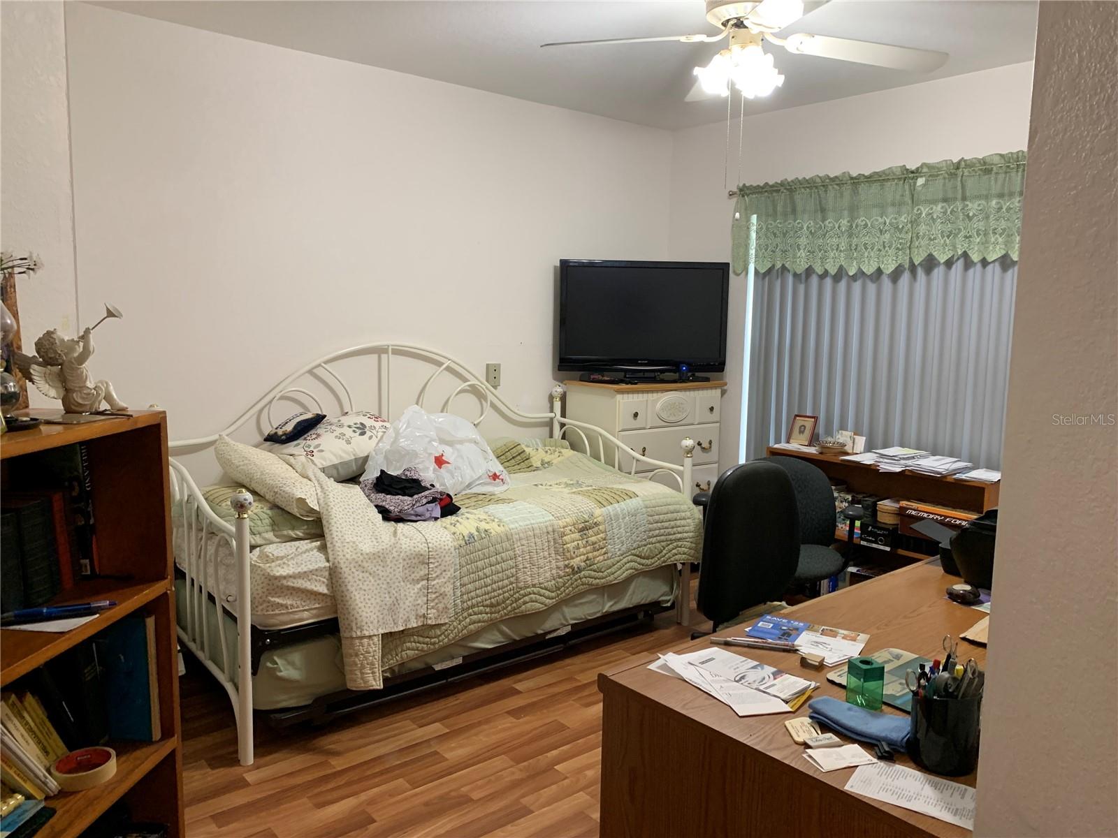 Image 17 of 23 For 7251 115th Pl