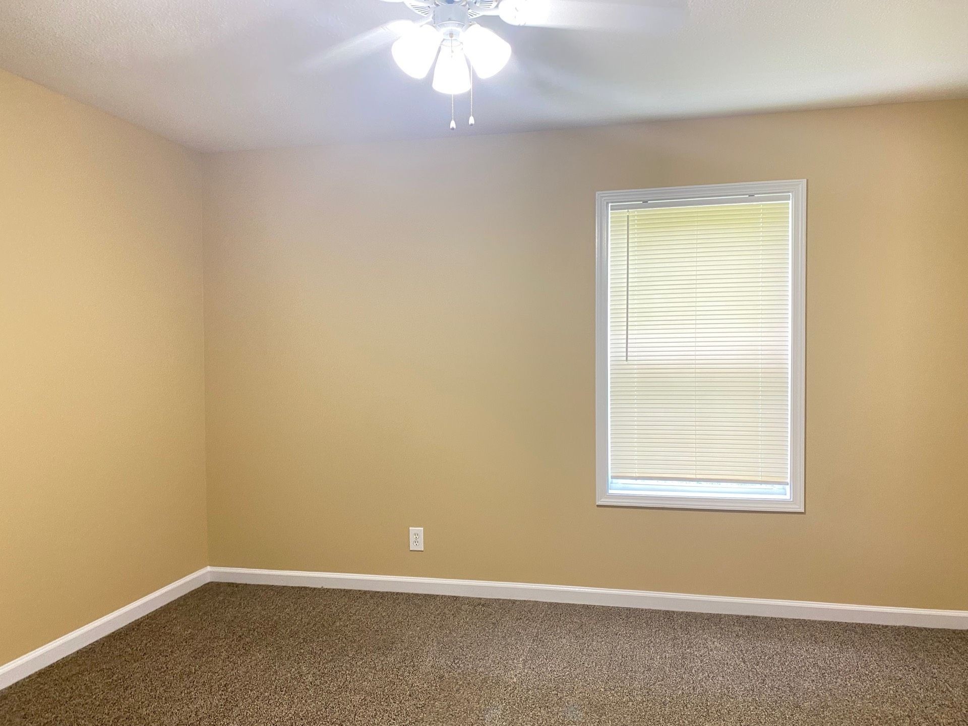 Image 12 of 28 For 6595 139th Street