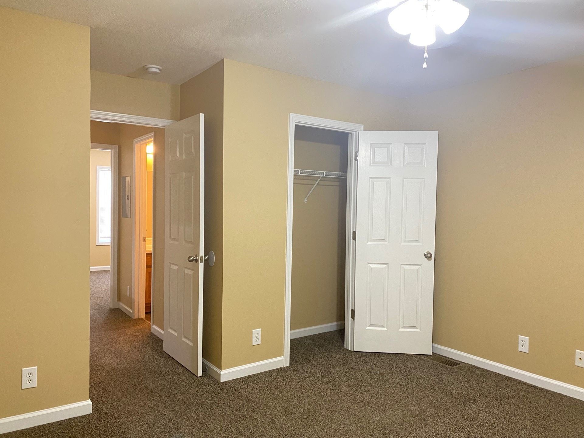 Image 13 of 28 For 6595 139th Street