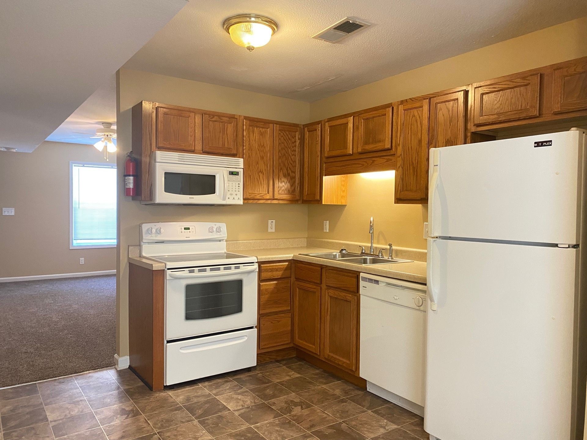 Image 3 of 28 For 6595 139th Street