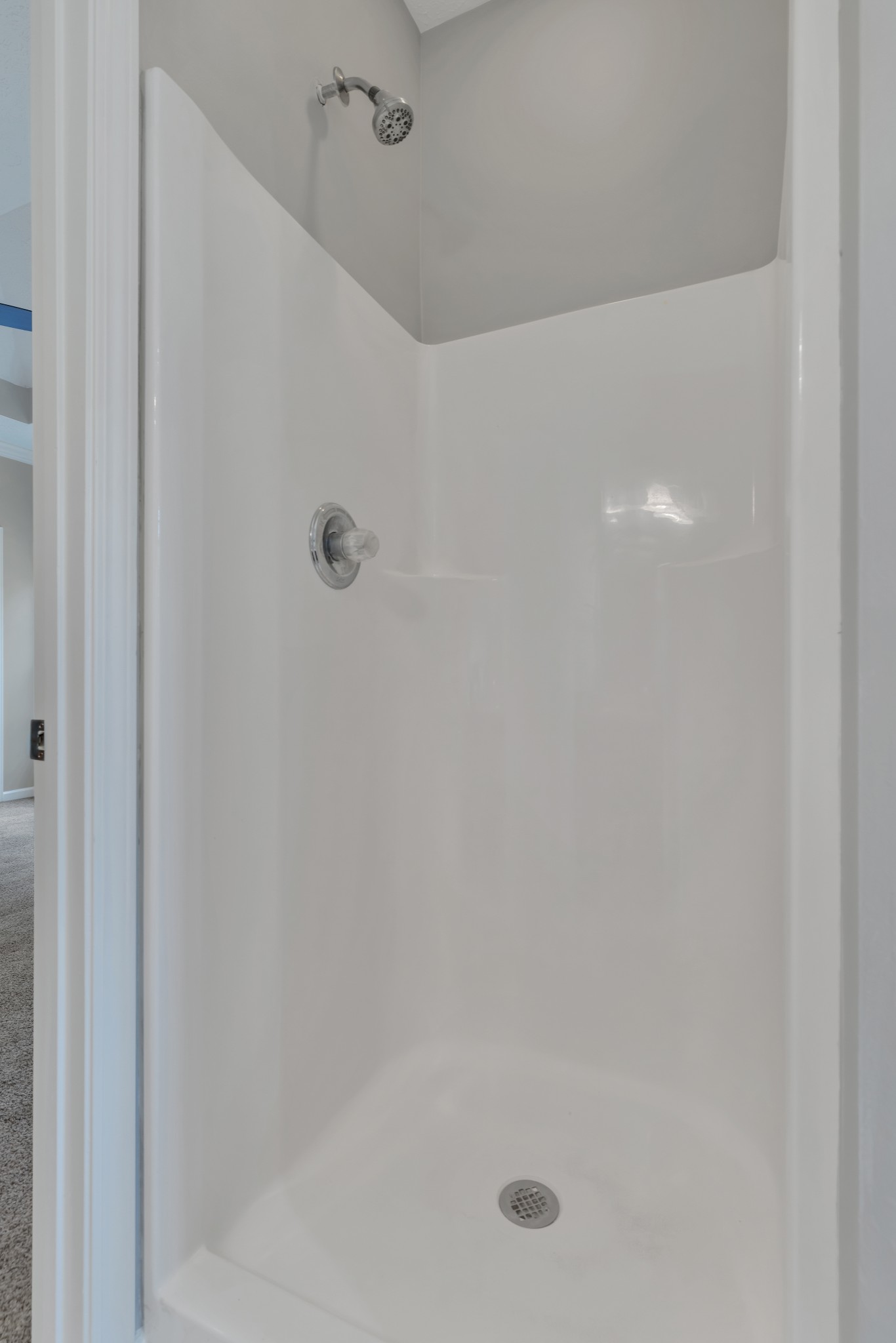 Image 11 of 34 For 8420 93 Lane E