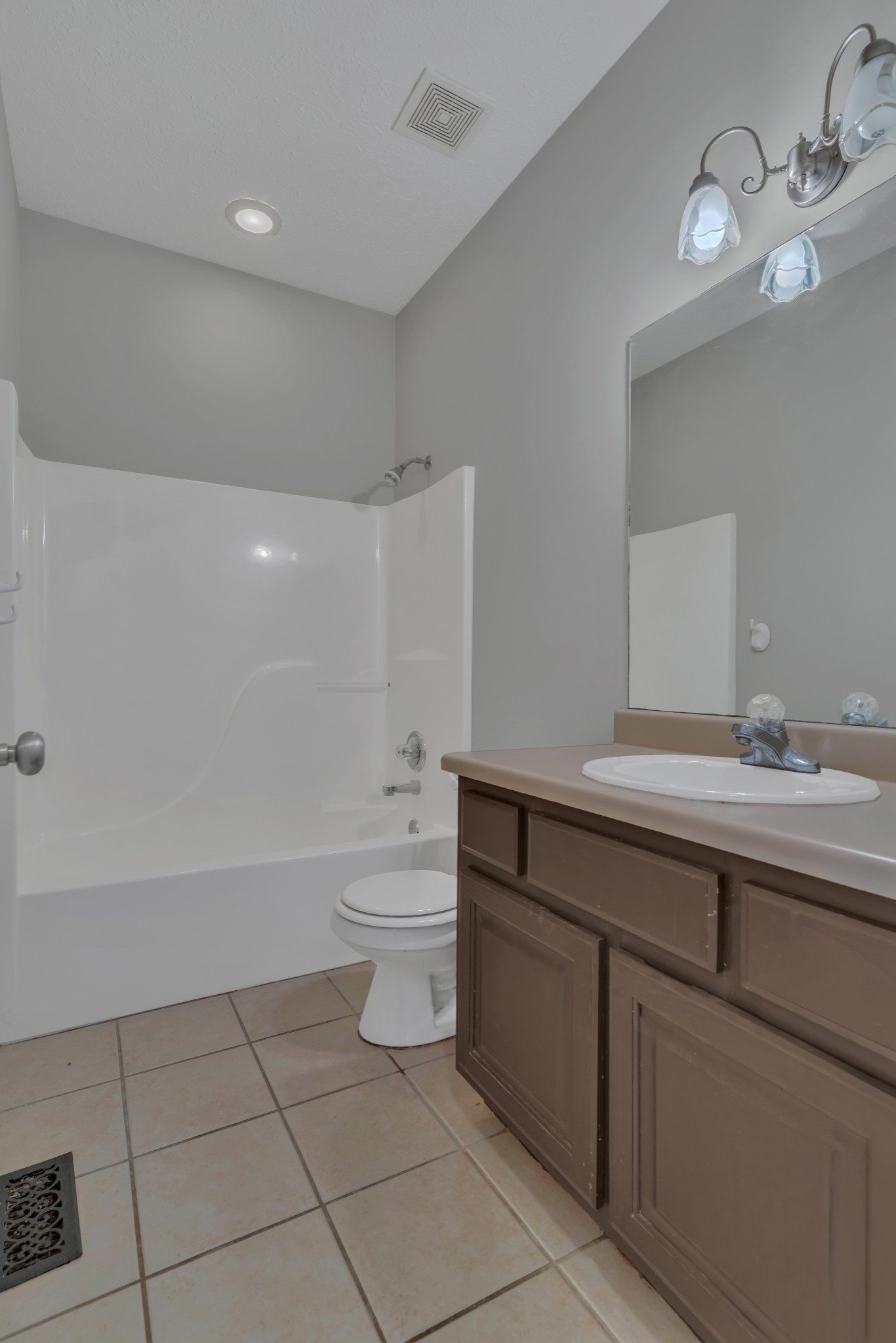 Image 14 of 34 For 8420 93 Lane E