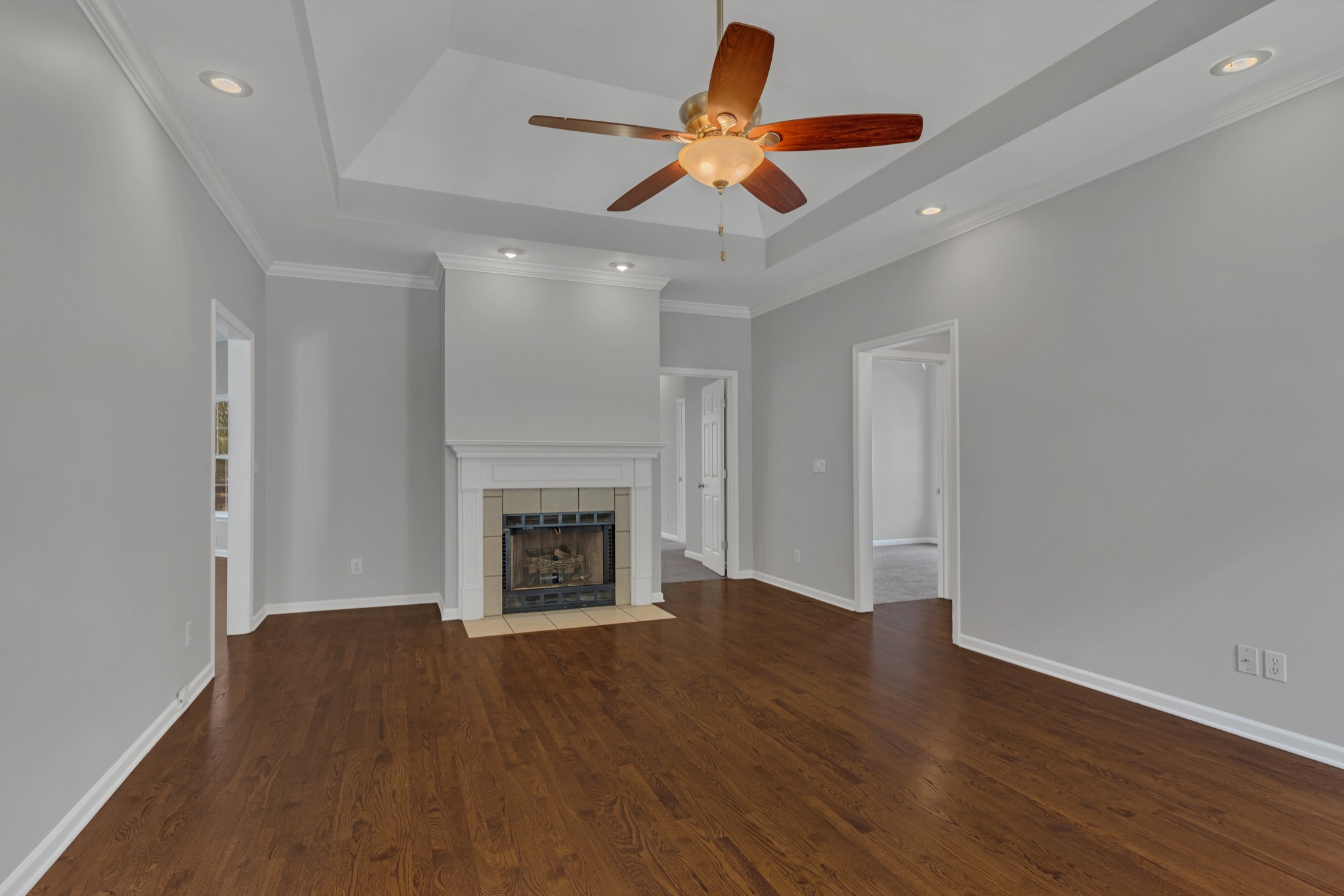 Image 5 of 34 For 8420 93 Lane E