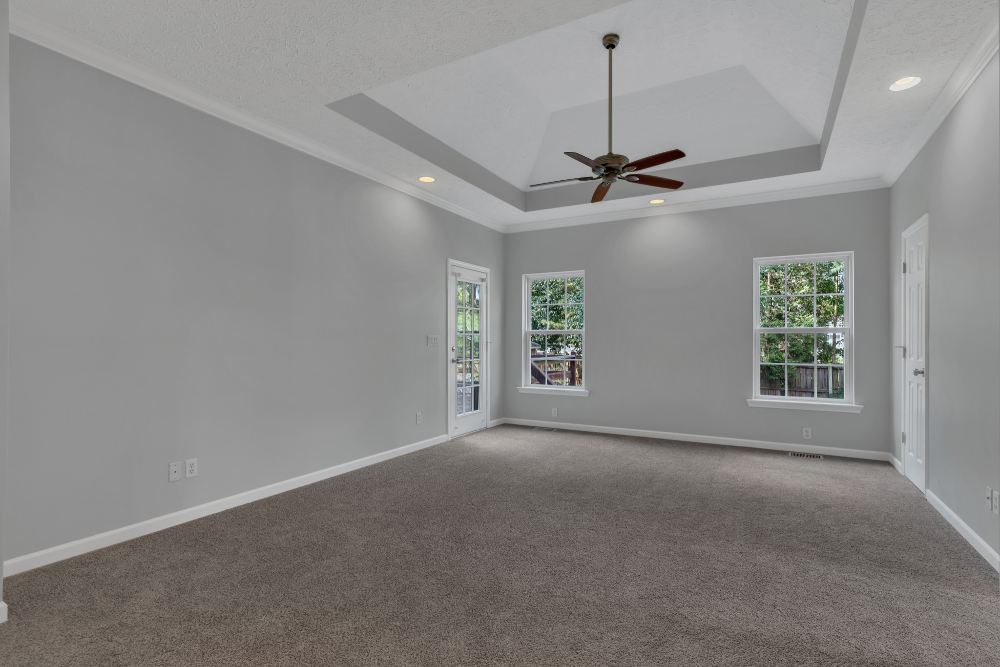 Image 7 of 34 For 8420 93 Lane E
