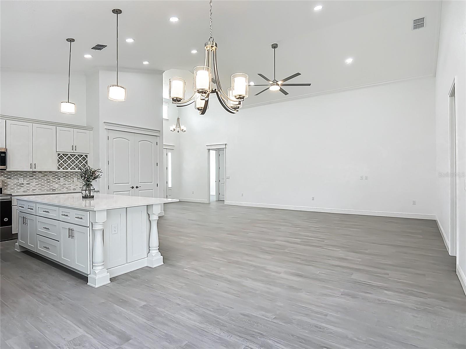 Image 24 of 56 For 4370 County Road 121d