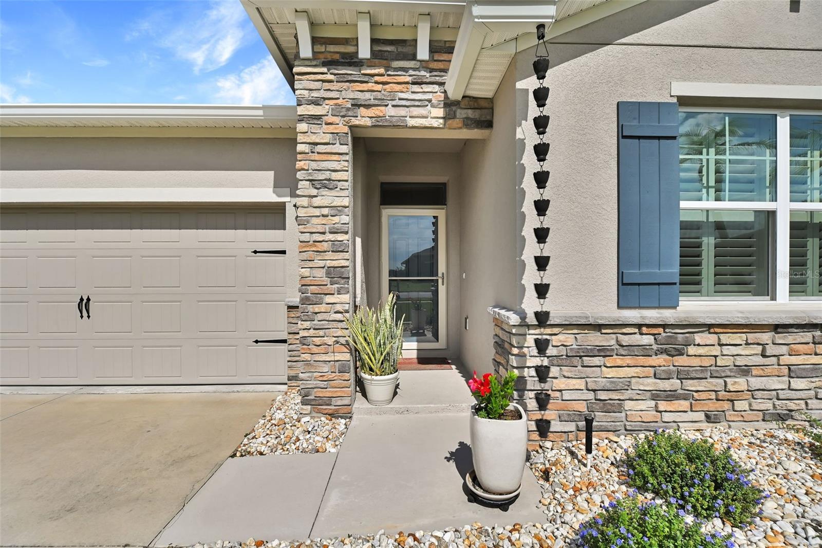 Listing photo id 0 for 6405 88th Loop