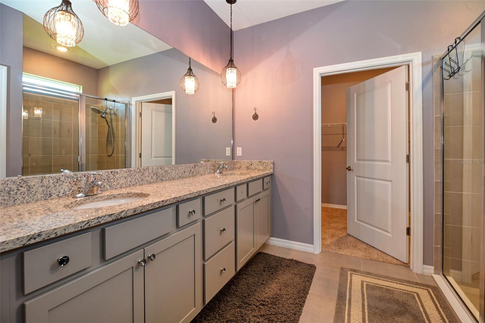 Listing photo id 20 for 6405 88th Loop
